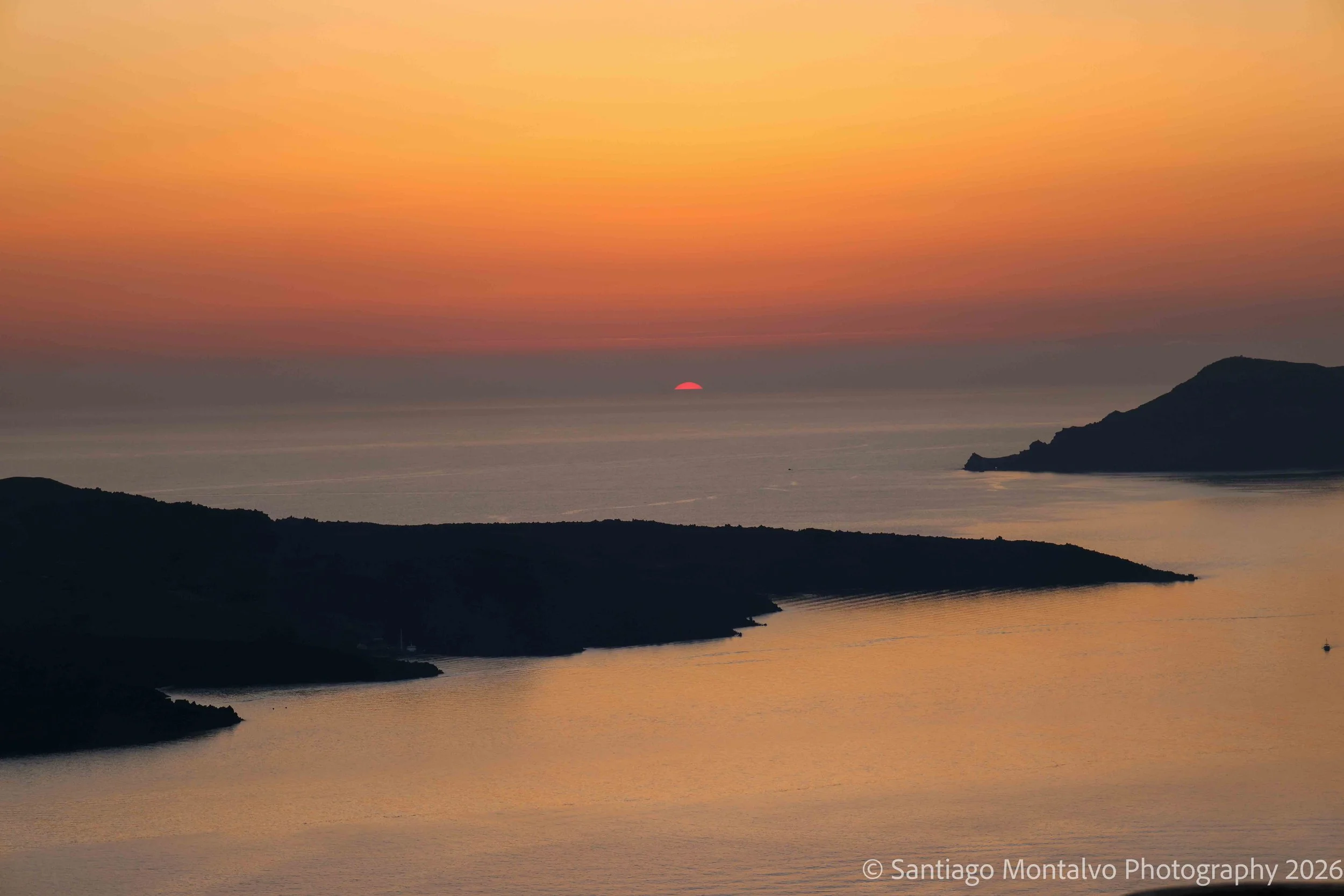 Santorini Sunset 2021-21.jpg