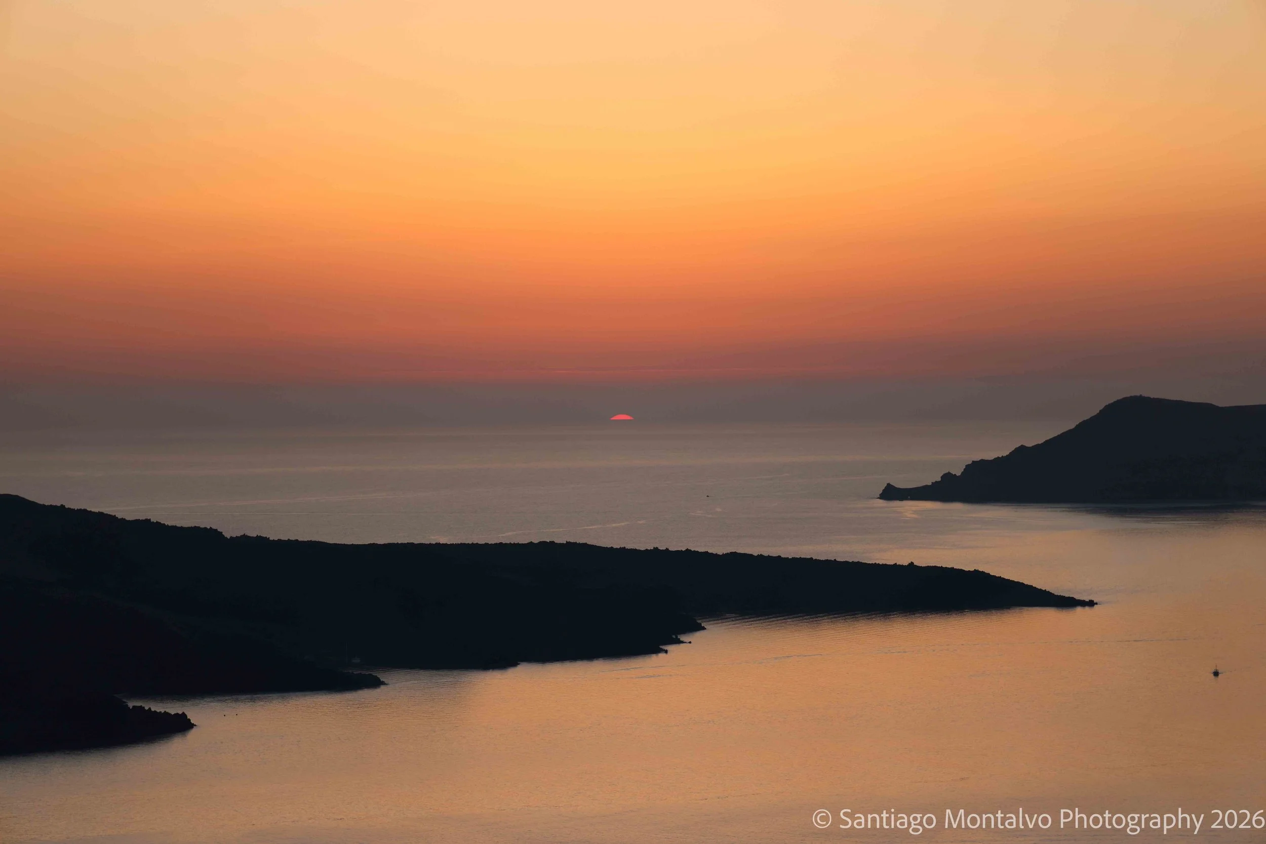 Santorini Sunset 2021-23.jpg