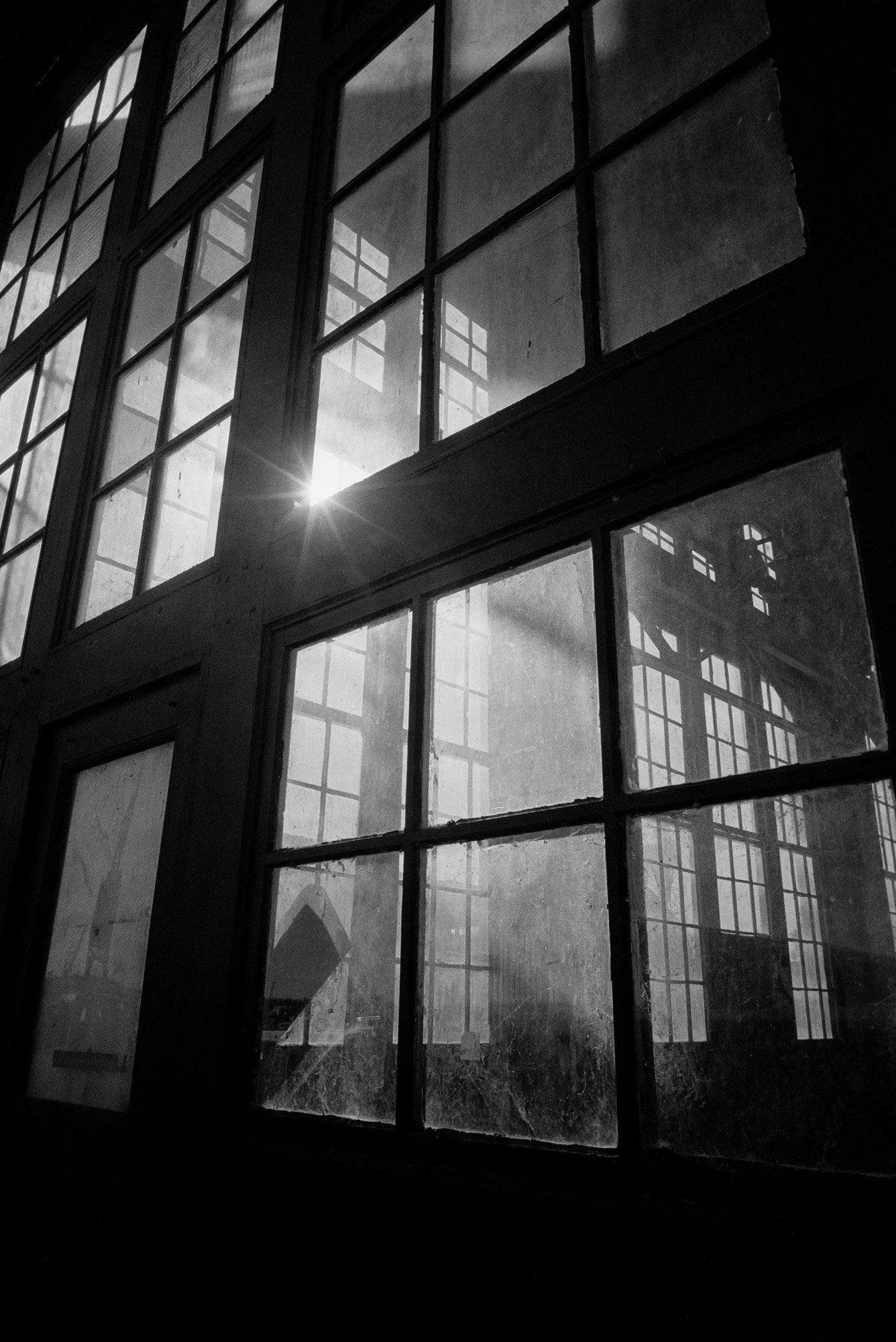 Bill Helsel, Empty Factory, Cosina, Kodak TMax 400