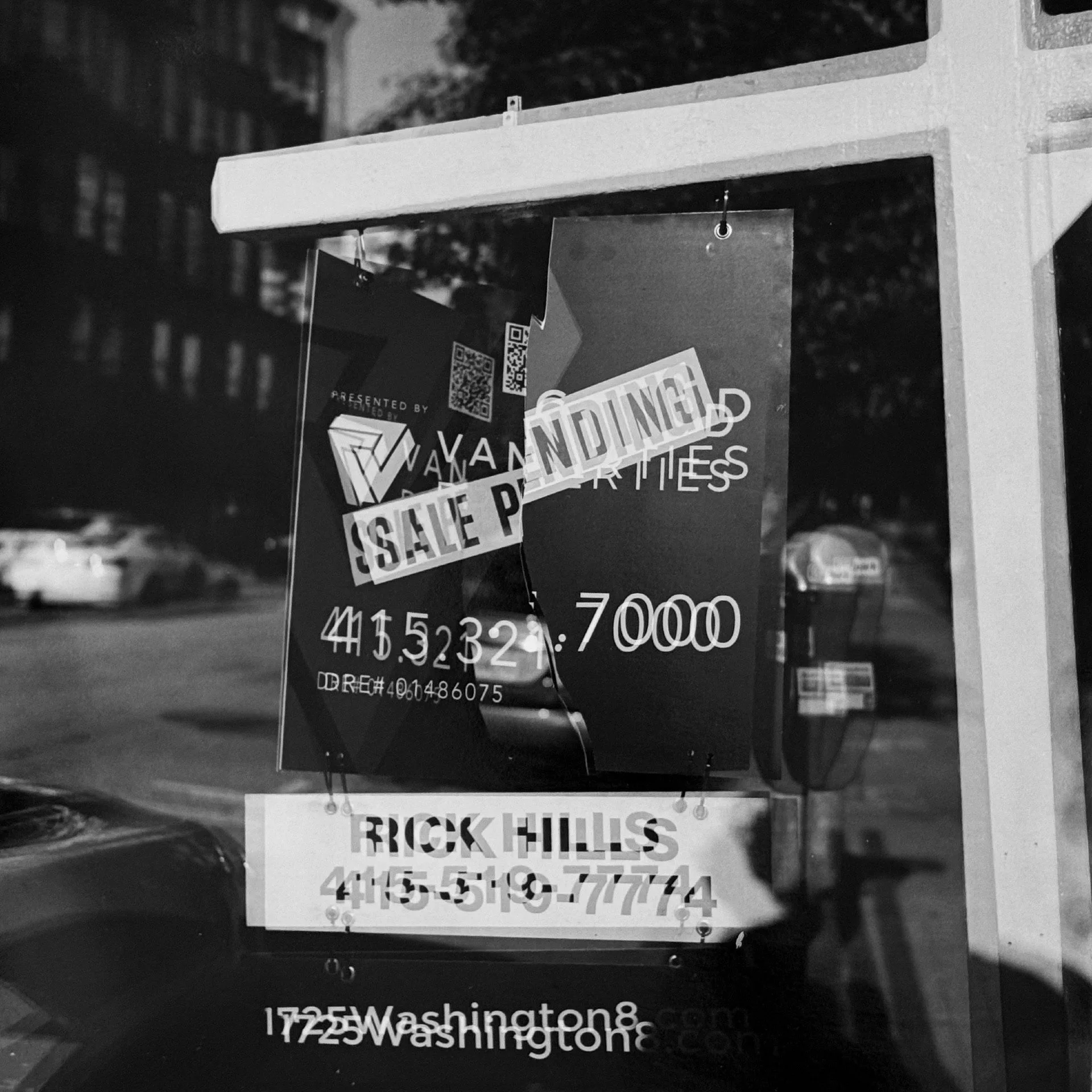 Aviv Delgadillo, Sale Pending, Rolleiflex MX-EVS, Fujifilm Acros 100