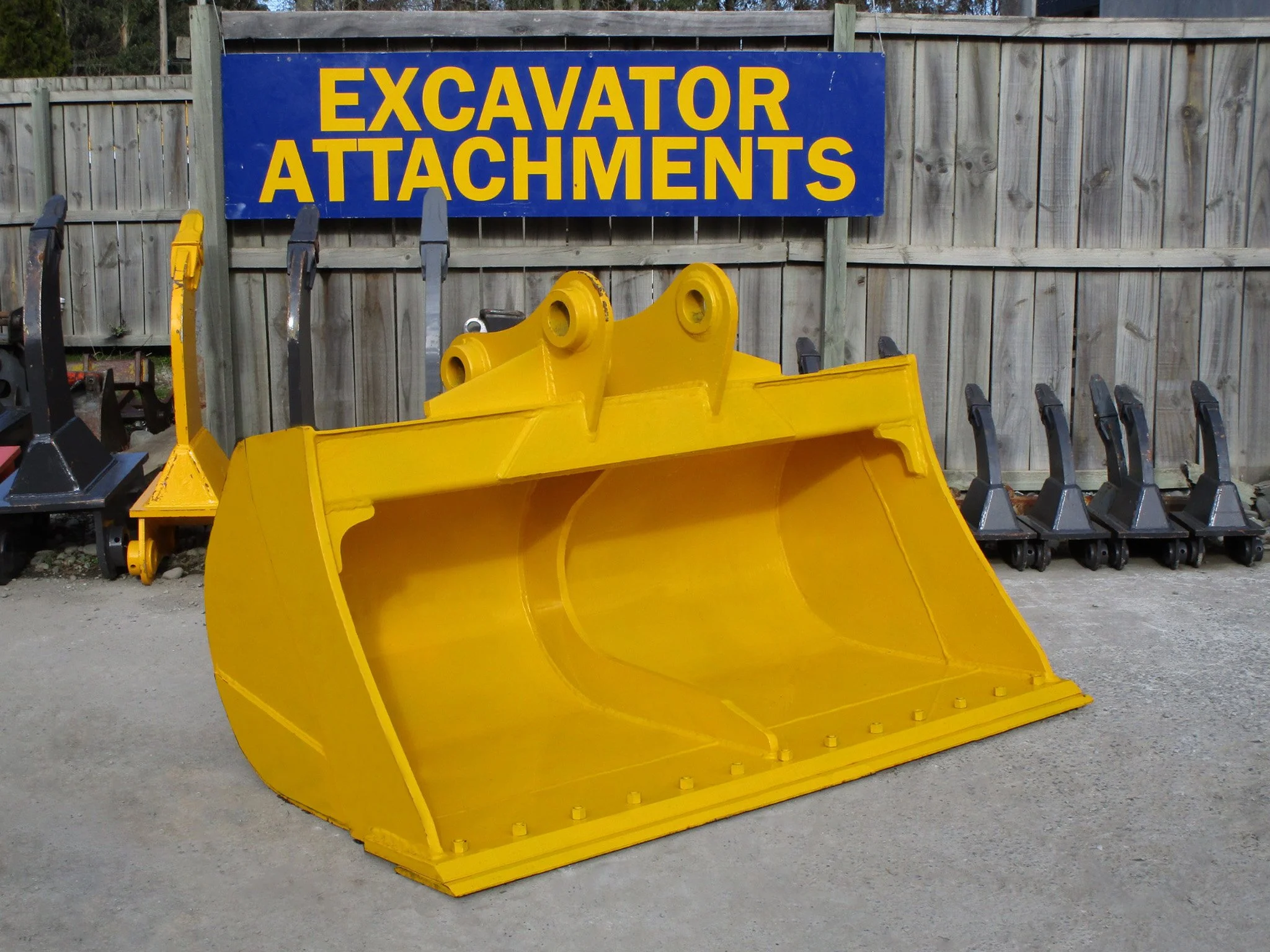 Wide Excavator Bucket