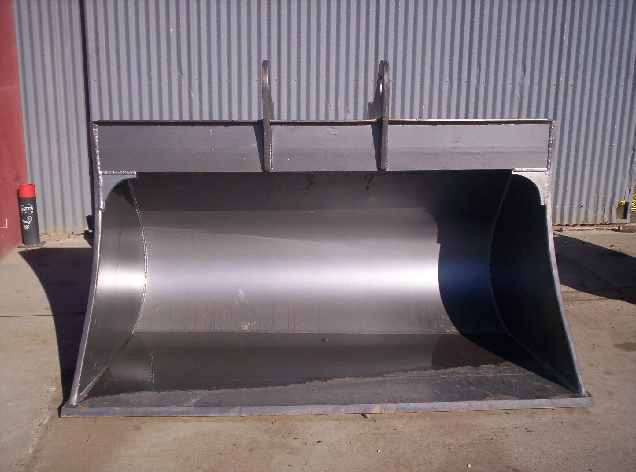 Wide Excavator Bucket
