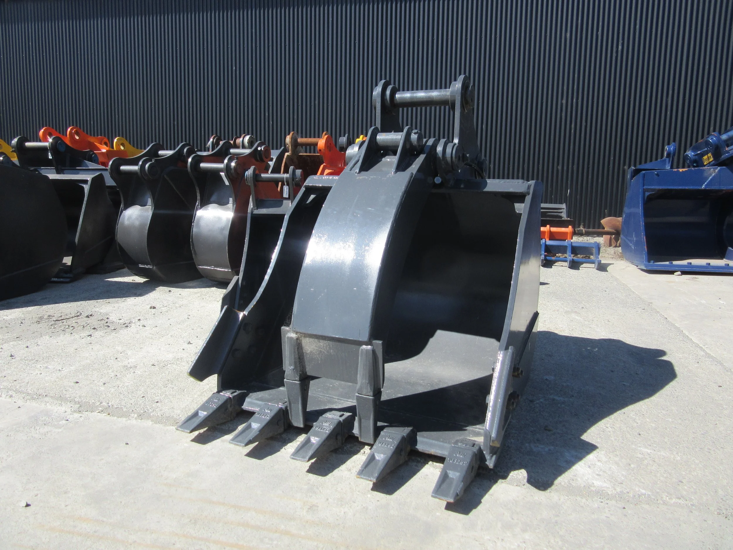 Excavator Grab Bucket Attachment