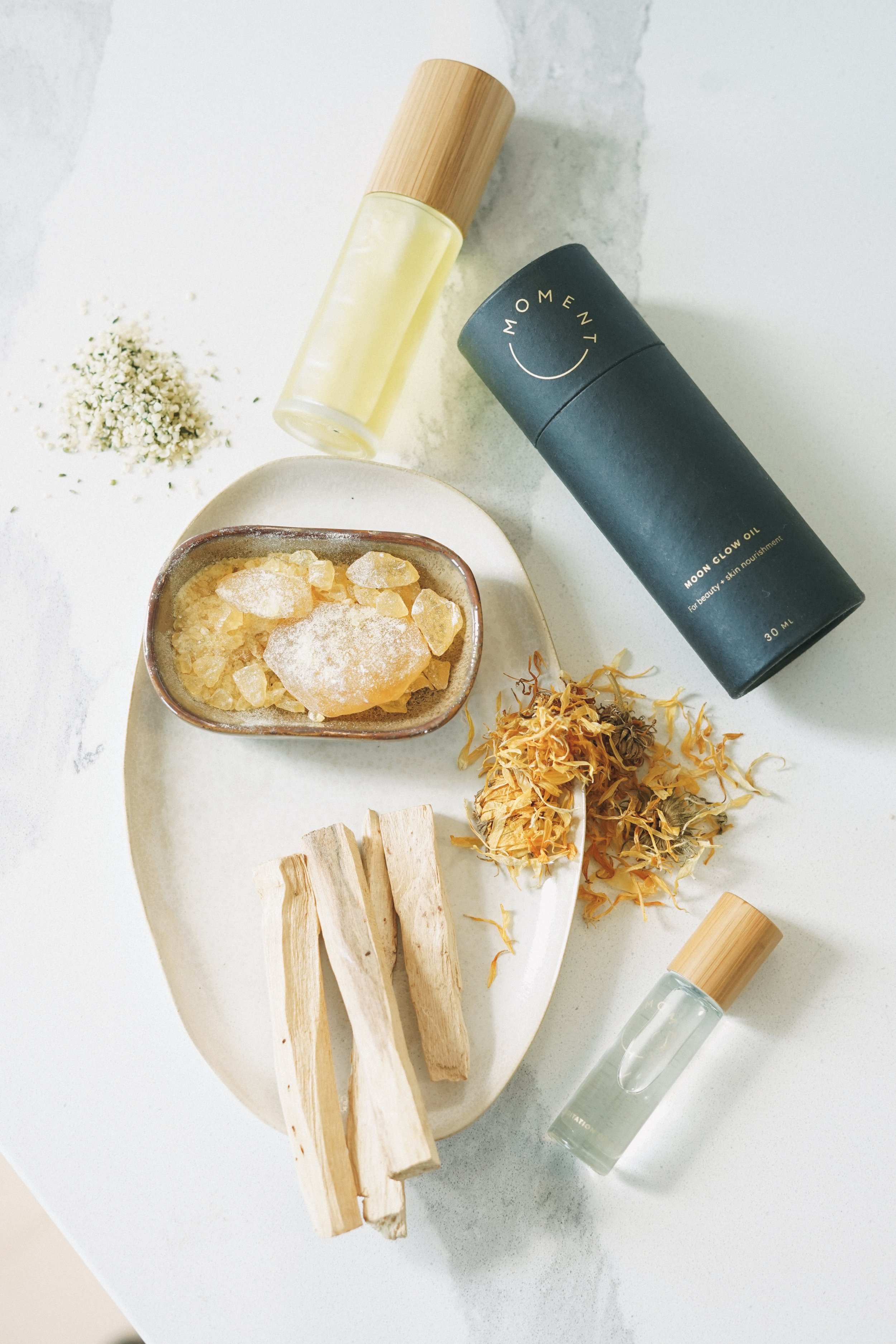 Mooncloth: Logo Design &amp; Packaging Design&nbsp;