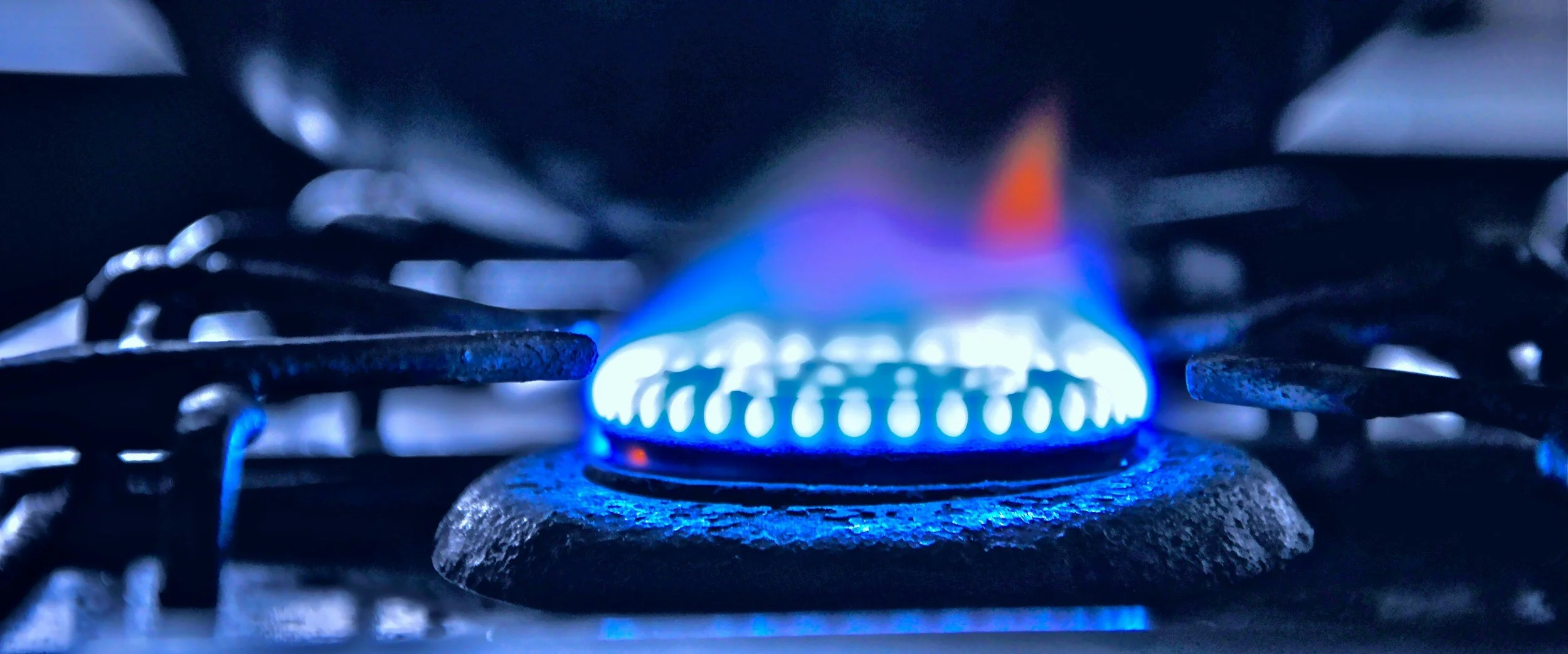 Gas Leak Warning Signs 