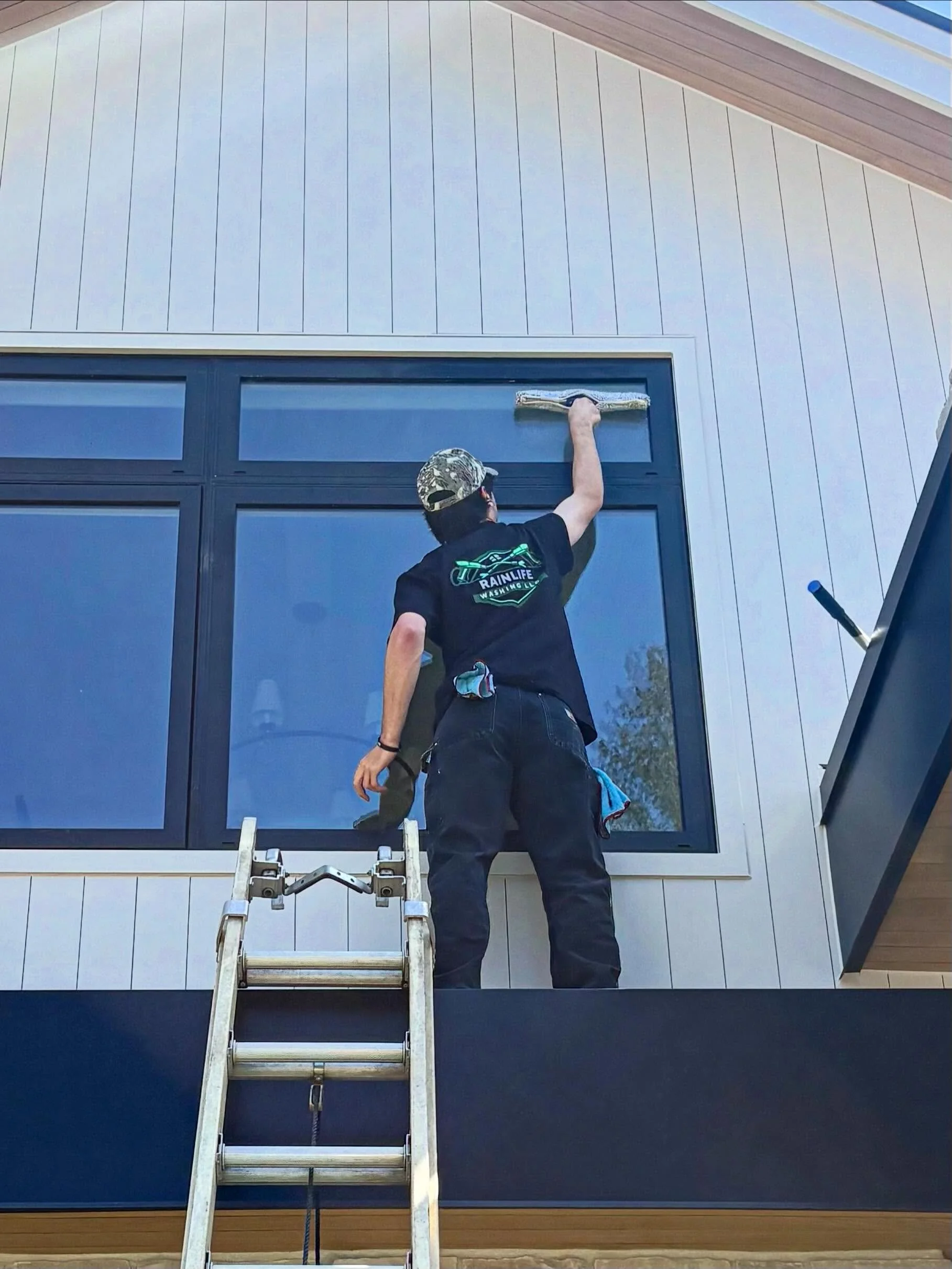 🪟✨

📩 Link in bio for a free quote!!!