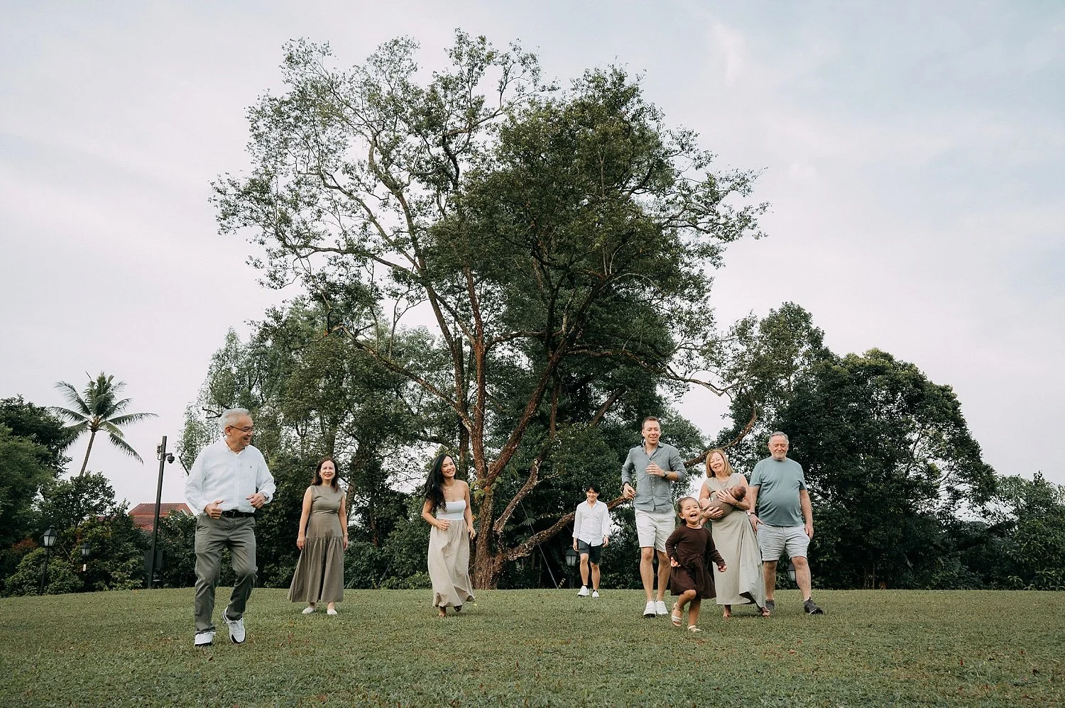 Outdoor Family Shoot at Botanic Gardens Gallop Extension