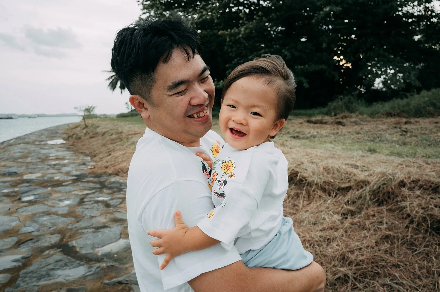Family Photography session beside Marina Barrage.