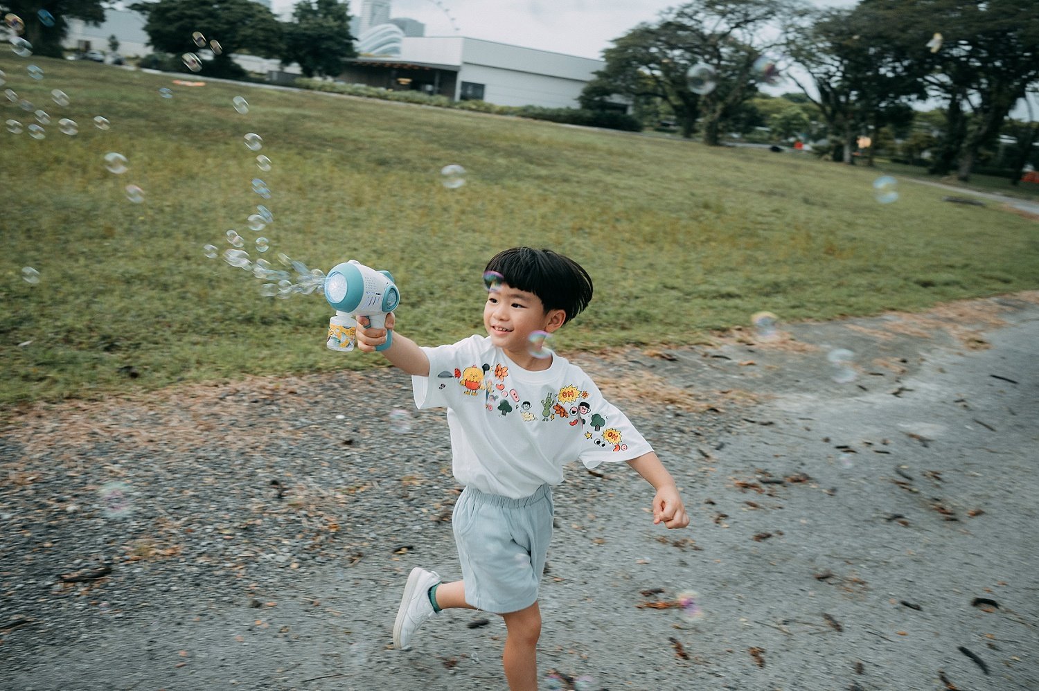 Family Photography session beside Marina Barrage