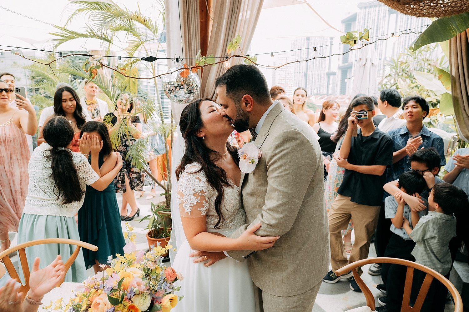 Alani, Kada Maxwell.