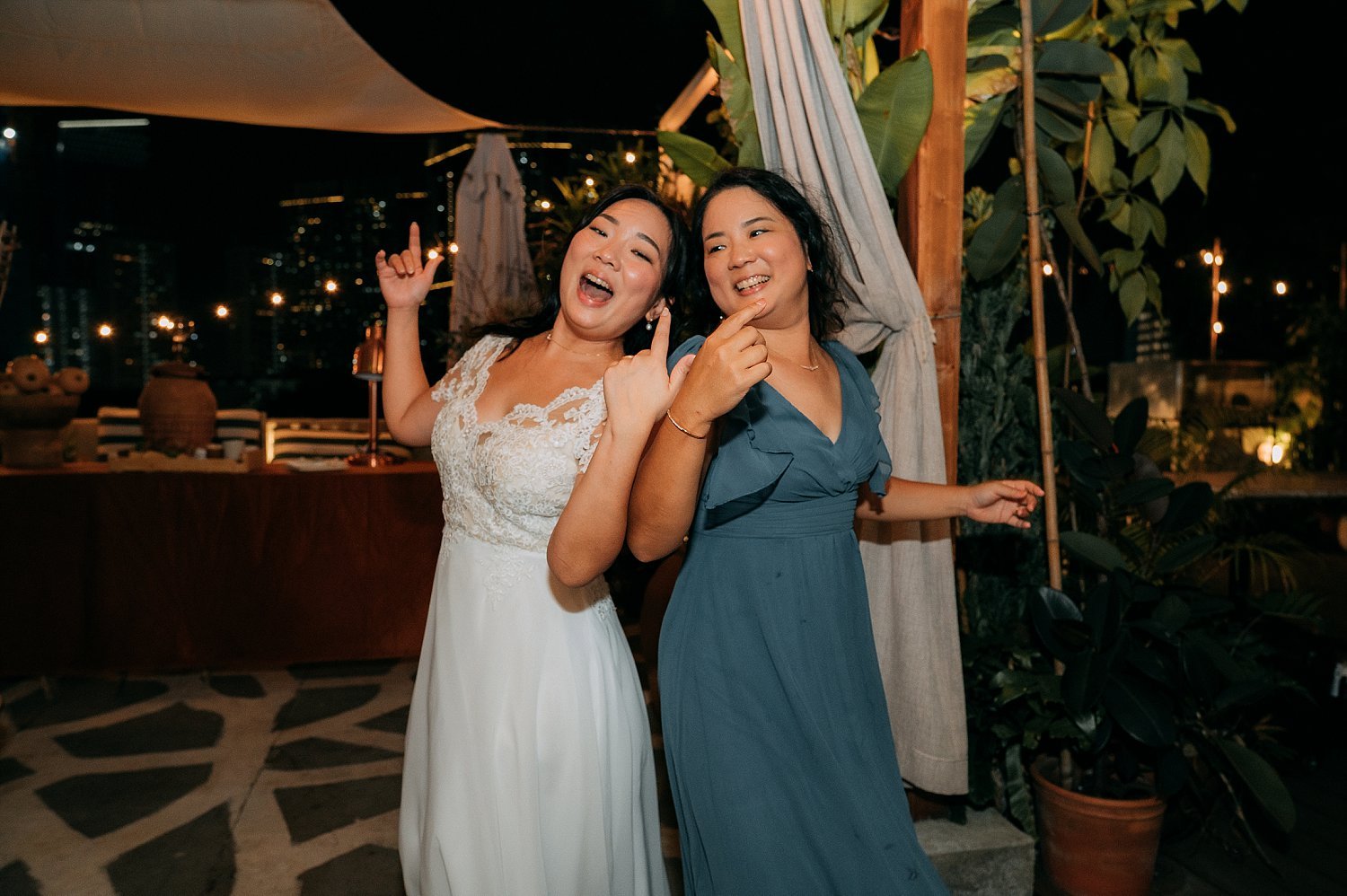 Alani, Kada Maxwell.