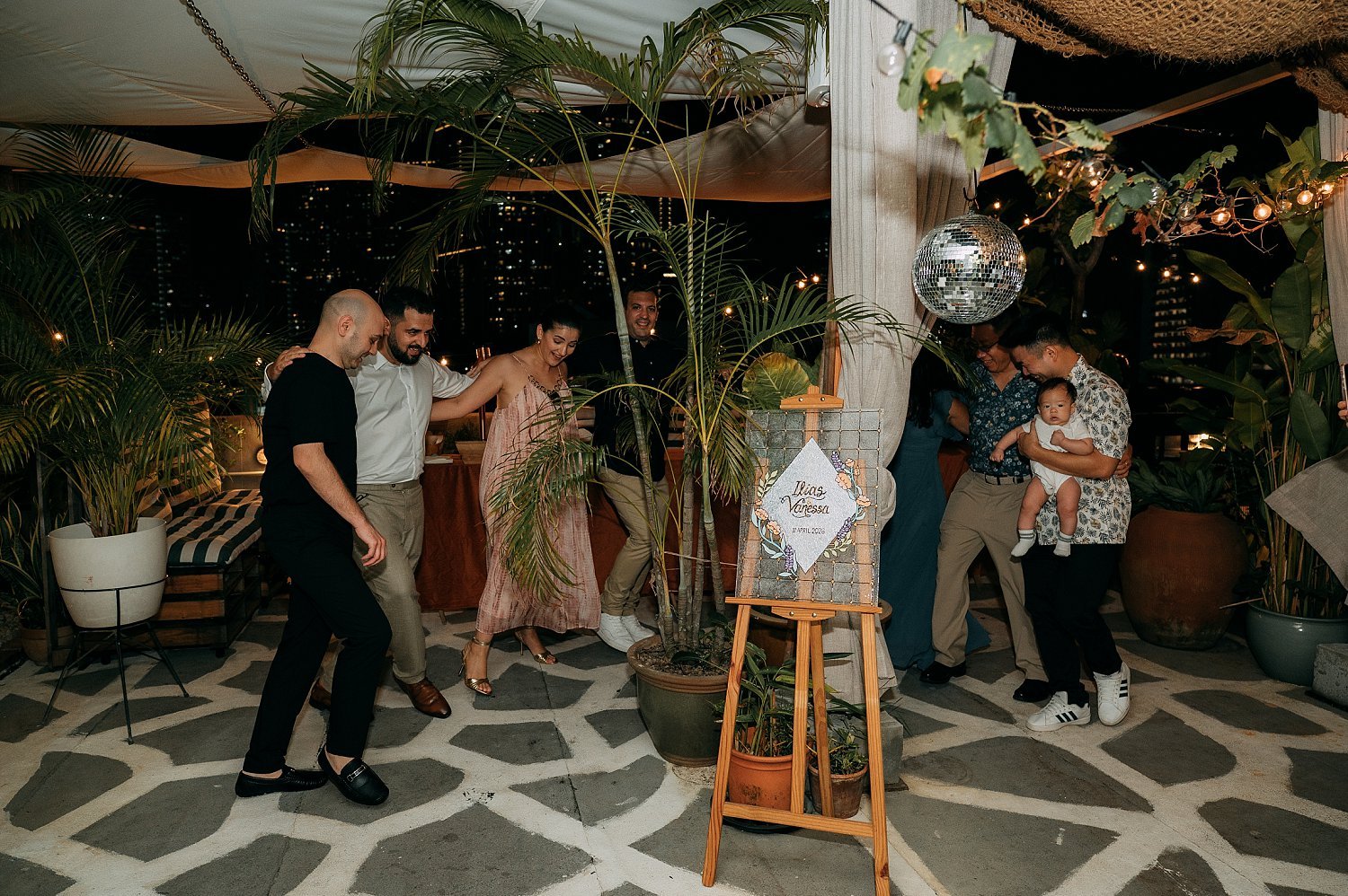 Alani, Kada Maxwell.Alani, Kada Maxwell.