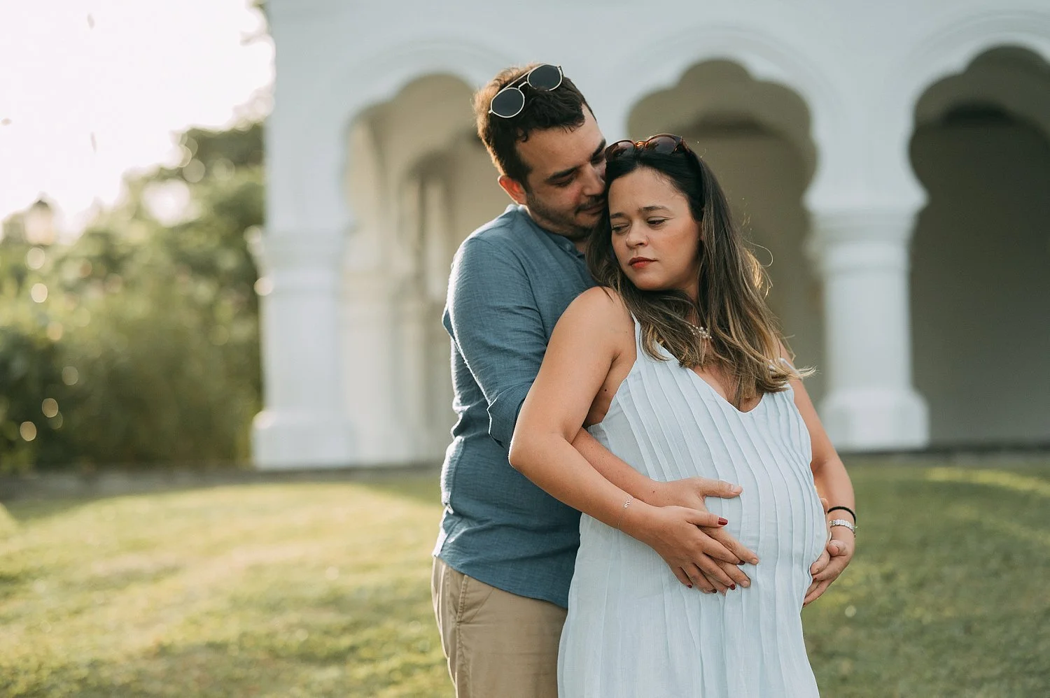candid-maternity-photoshoot-botanic-gardens-singapore-001.jpg
