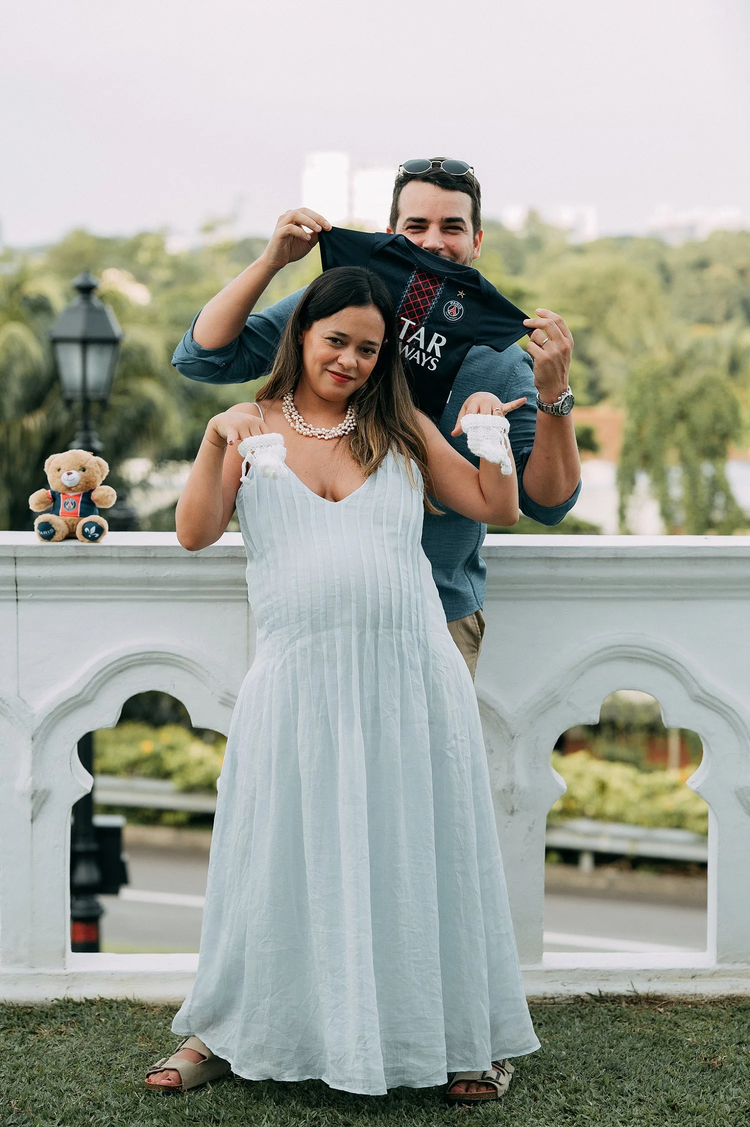 candid-maternity-photoshoot-botanic-gardens-singapore-006.jpg