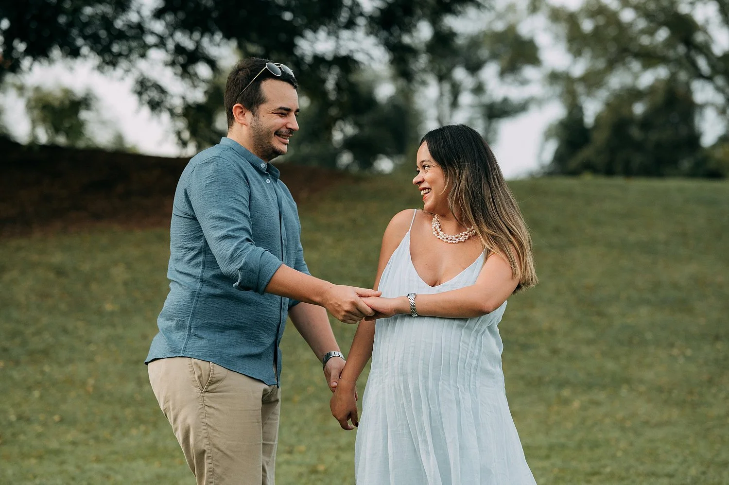 candid-maternity-photoshoot-botanic-gardens-singapore-013.jpg