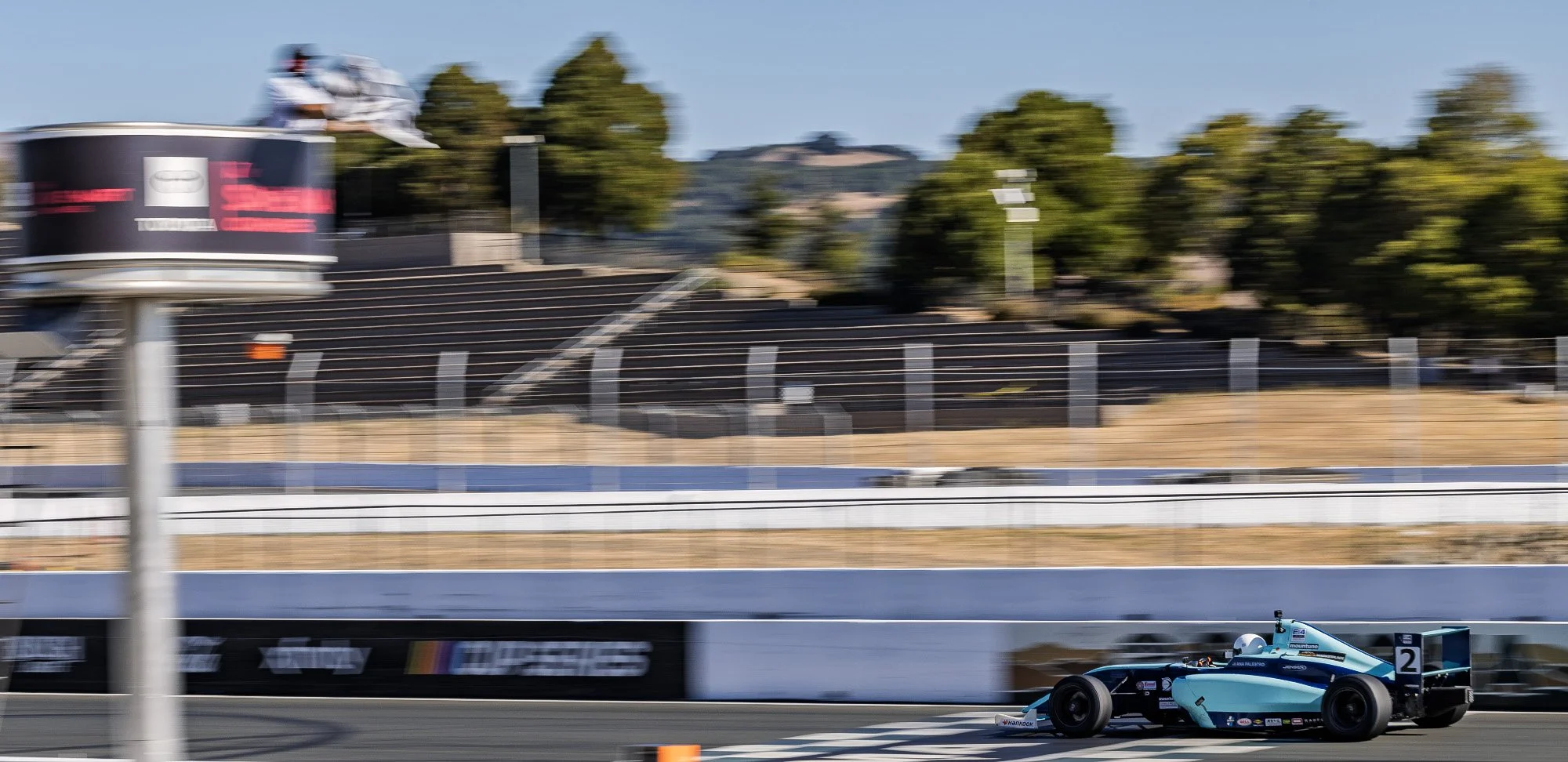 _16A8888_Original ratio_2000x972_U_120_P3_gainMap.jpg