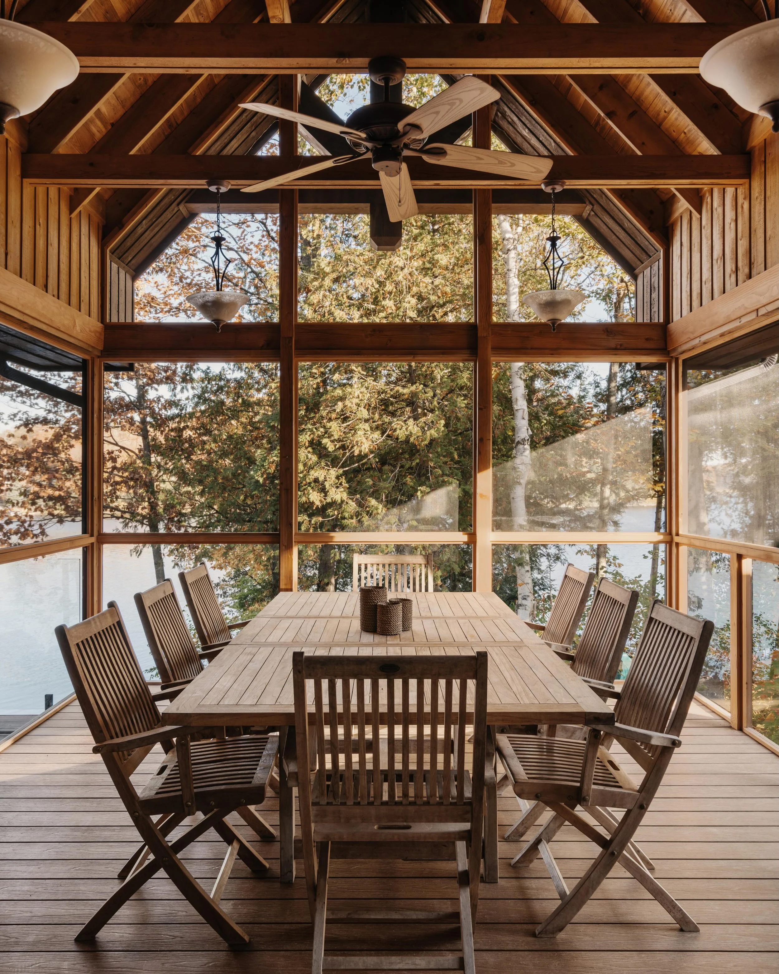 In our Island Point Cottage Muskoka room, the nights don&rsquo;t have to end just because the evenings get chilly.⁠
⁠
⁠Contractor: @bredinbrothers⁠
Project Manager: Josh Otermanns ⁠
Site Superintendent: Chad Scarrow⁠
Photography: @thestudiorh / @anna