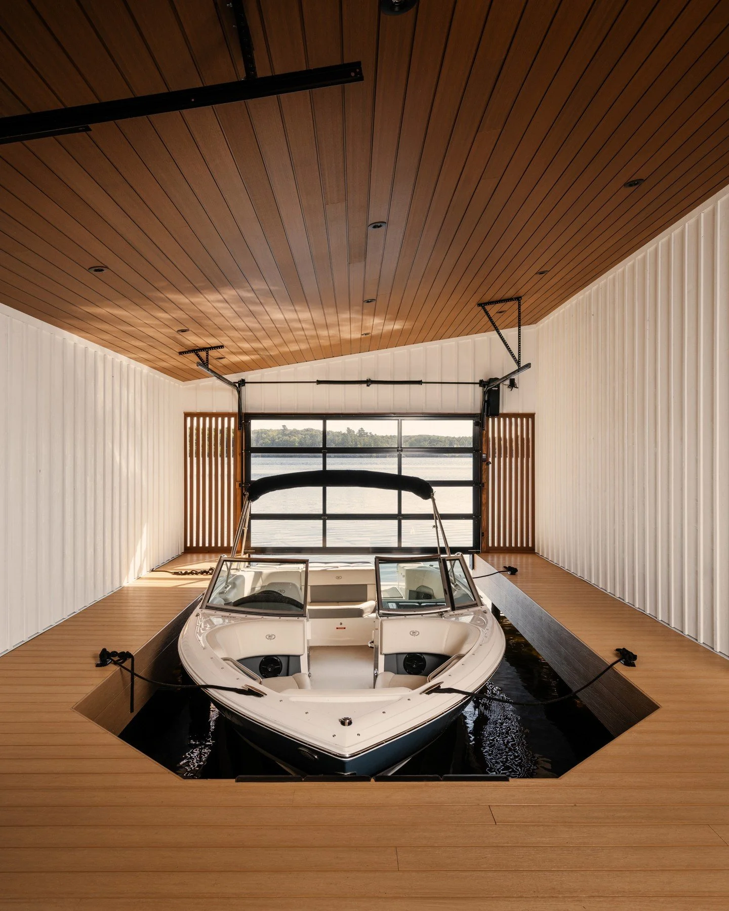 We can't imagine a better place to spend Muskoka golden hour than our South Portage Boathouse.⁠
⁠
Contractor: @bredinbrothers⁠
Architect: @duenorthdesign⁠
Designer: @tu_anh1901⁠
Project Manager: Josh Otermanns⁠
Site Supervisor: Nolan Bredin ⁠
Buildin