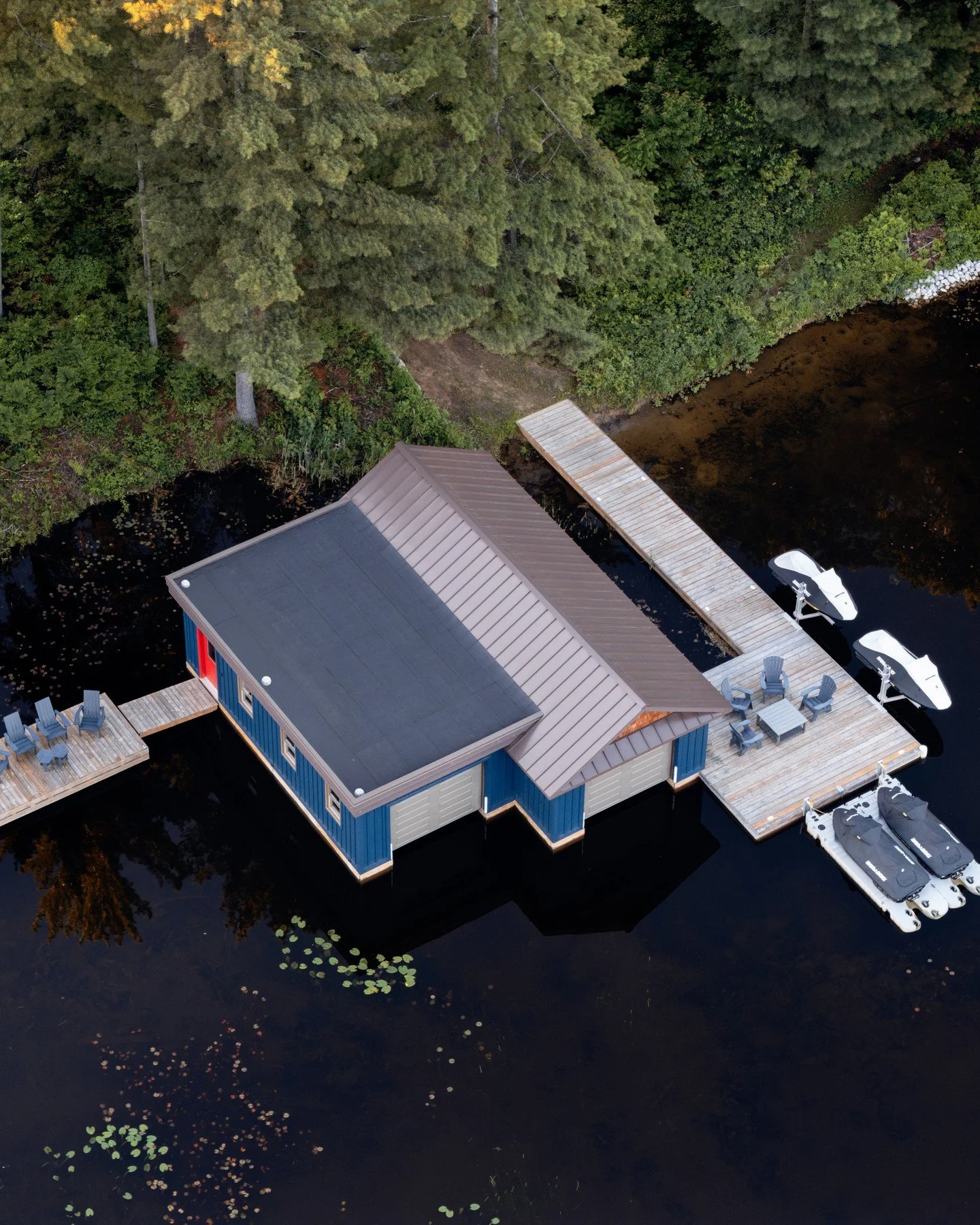 Closing out another summer on the water at our Sunset Bay Boathouse.⁠
⁠
⁠Contractor: @bredinbrothers⁠
Architect: @designbybobbi⁠
Building Materials, Window &amp; Door Supply: @rolstonhomebuildingcentre ⁠
Garage Doors: @muskokagaragedoors⁠
Roofing: Ar