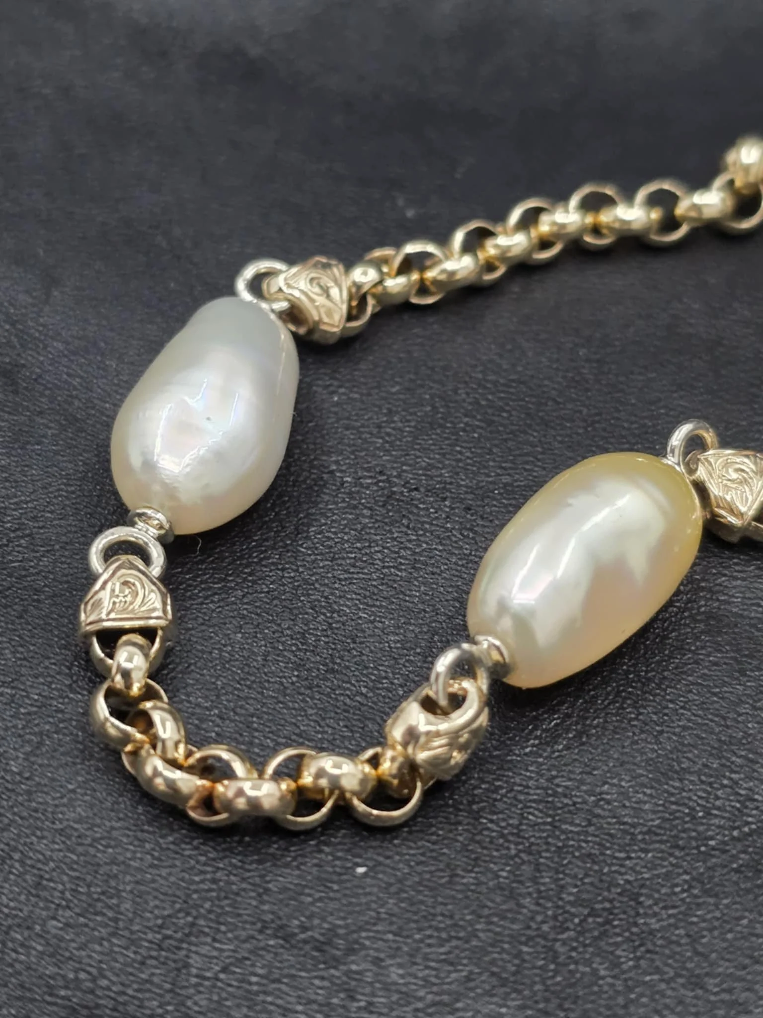 Large Keshi Bracelet.jpg