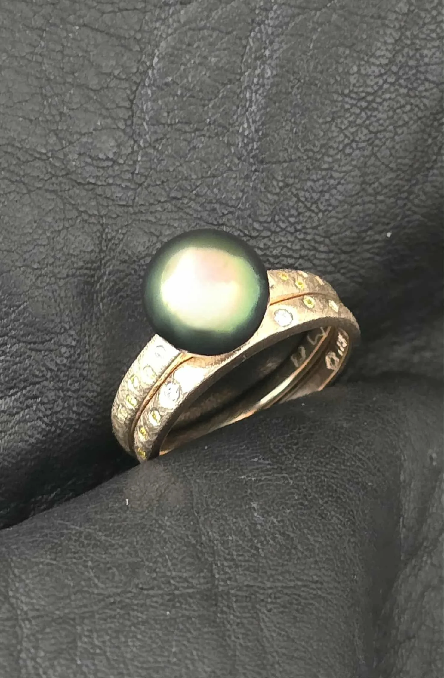 Black Pearl Wedder 3.jpg