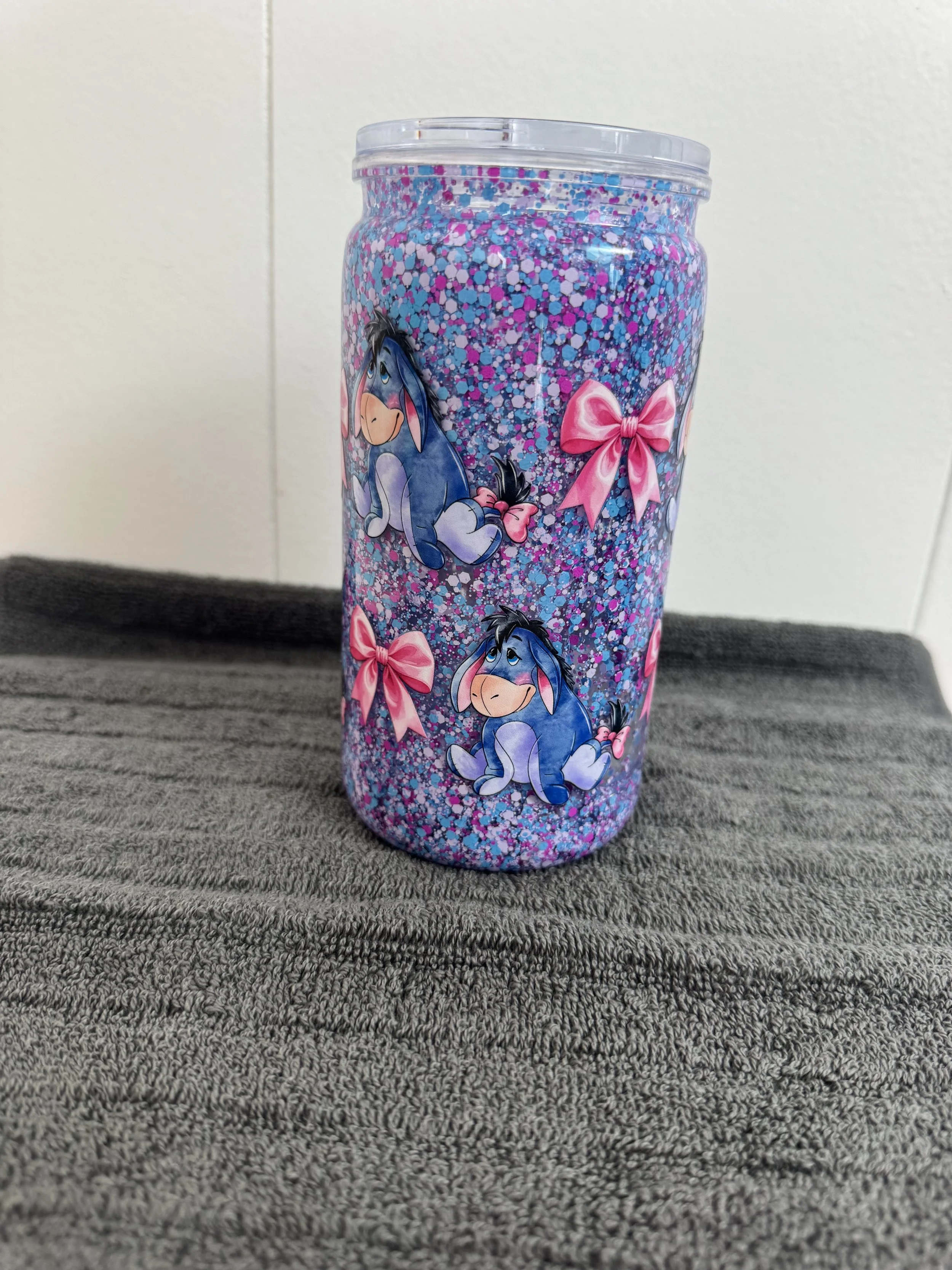 16oz acrylic pre-made snow globes