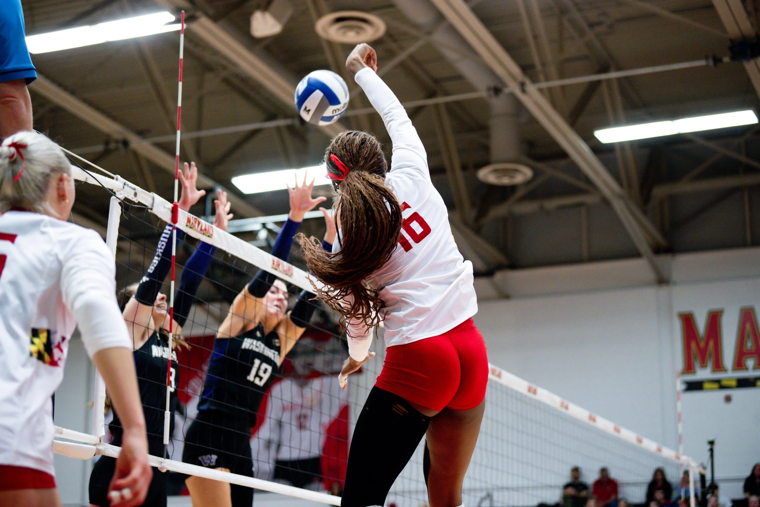 wvolleyballvswashongton261125_md-071.jpg