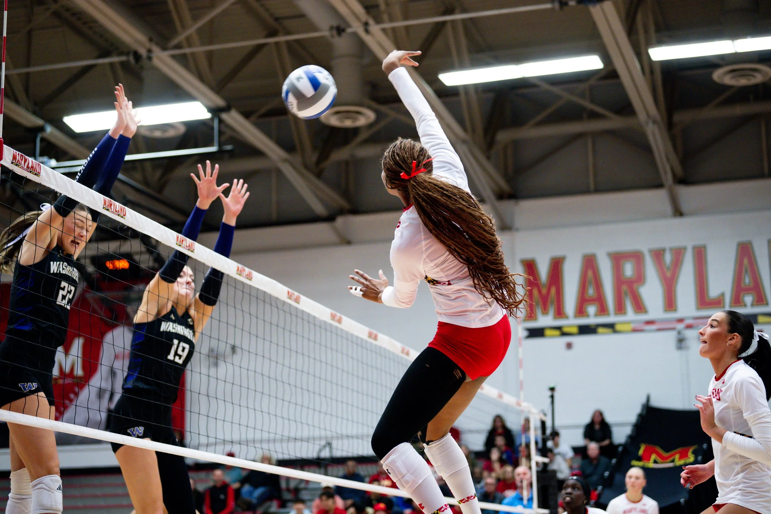 wvolleyballvswashongton261125_md-075.jpg