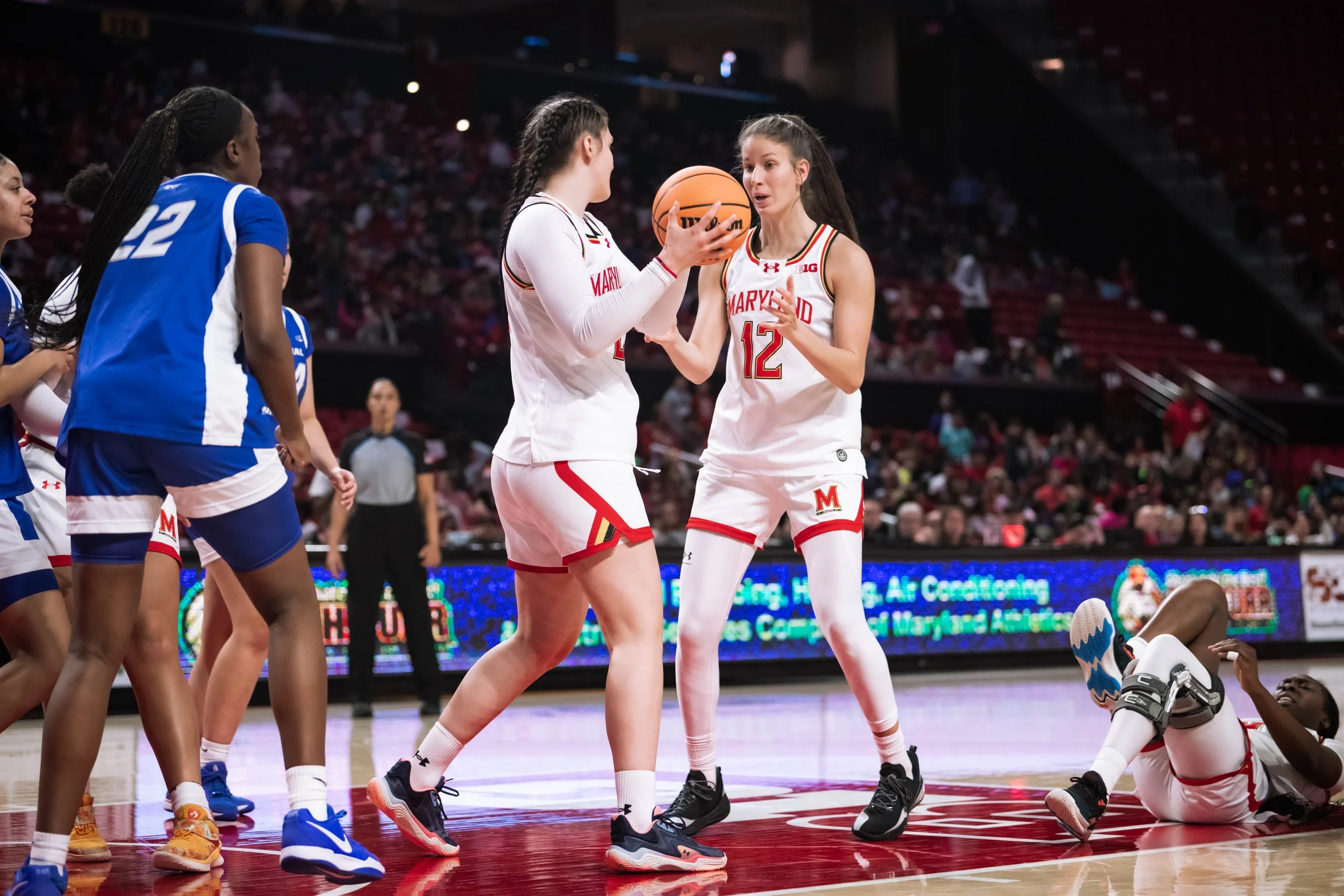 12.19.25wbasketballvsccsu_md-041.jpg