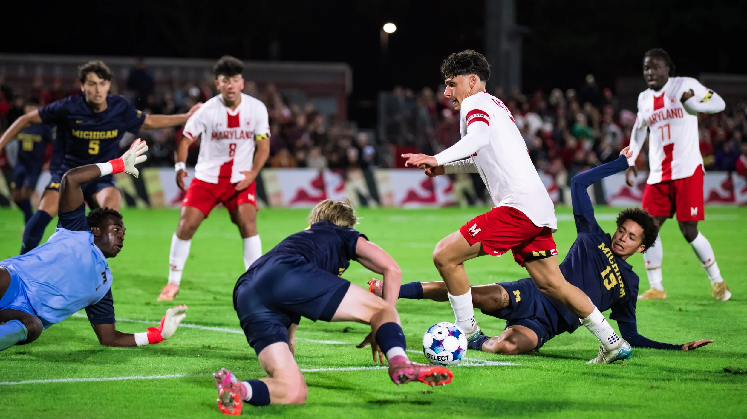 MSoccervMichigan20251010_MD_-008.jpg
