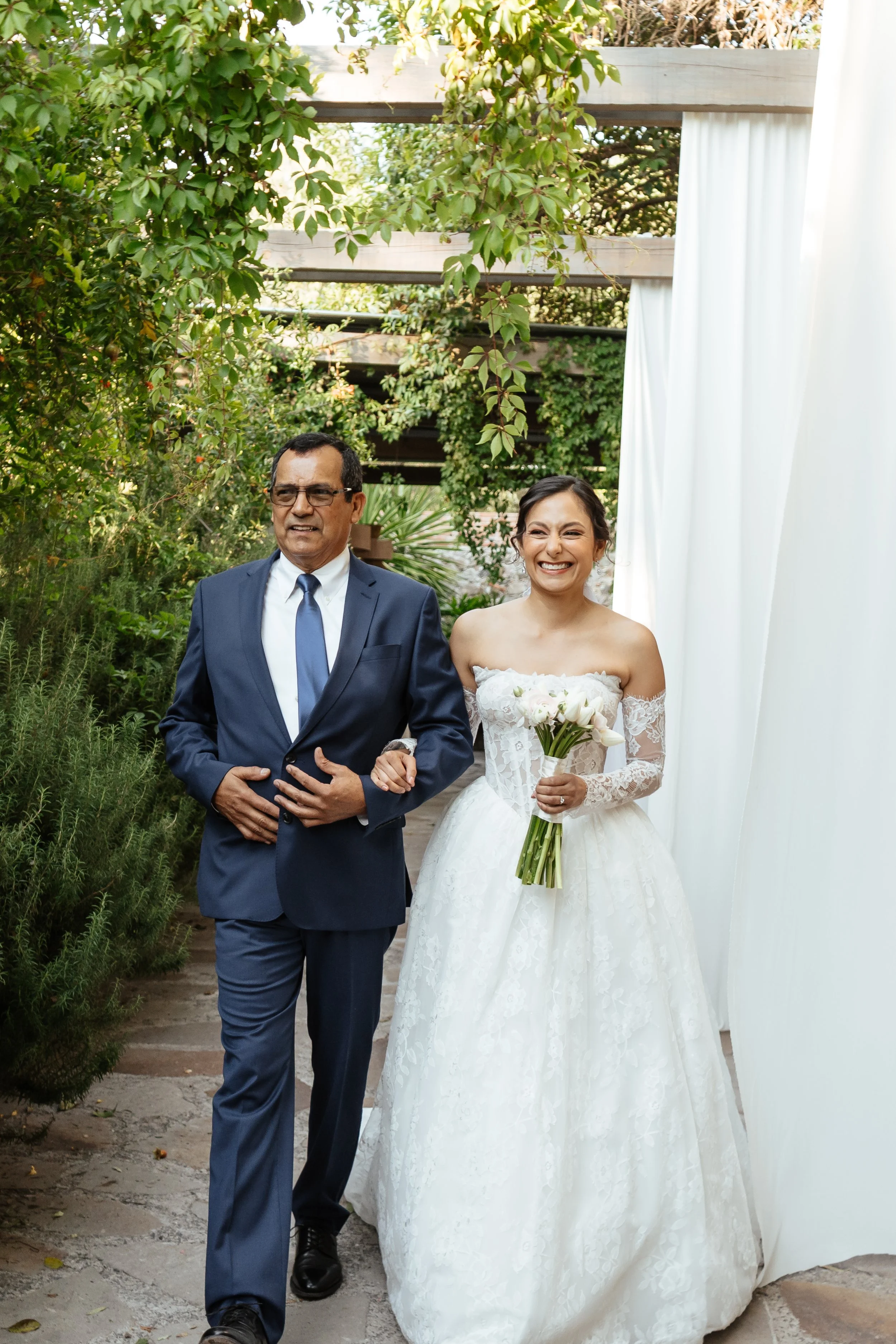 CherryOnTop Weddings - Daniela & Sebastián-15.jpg