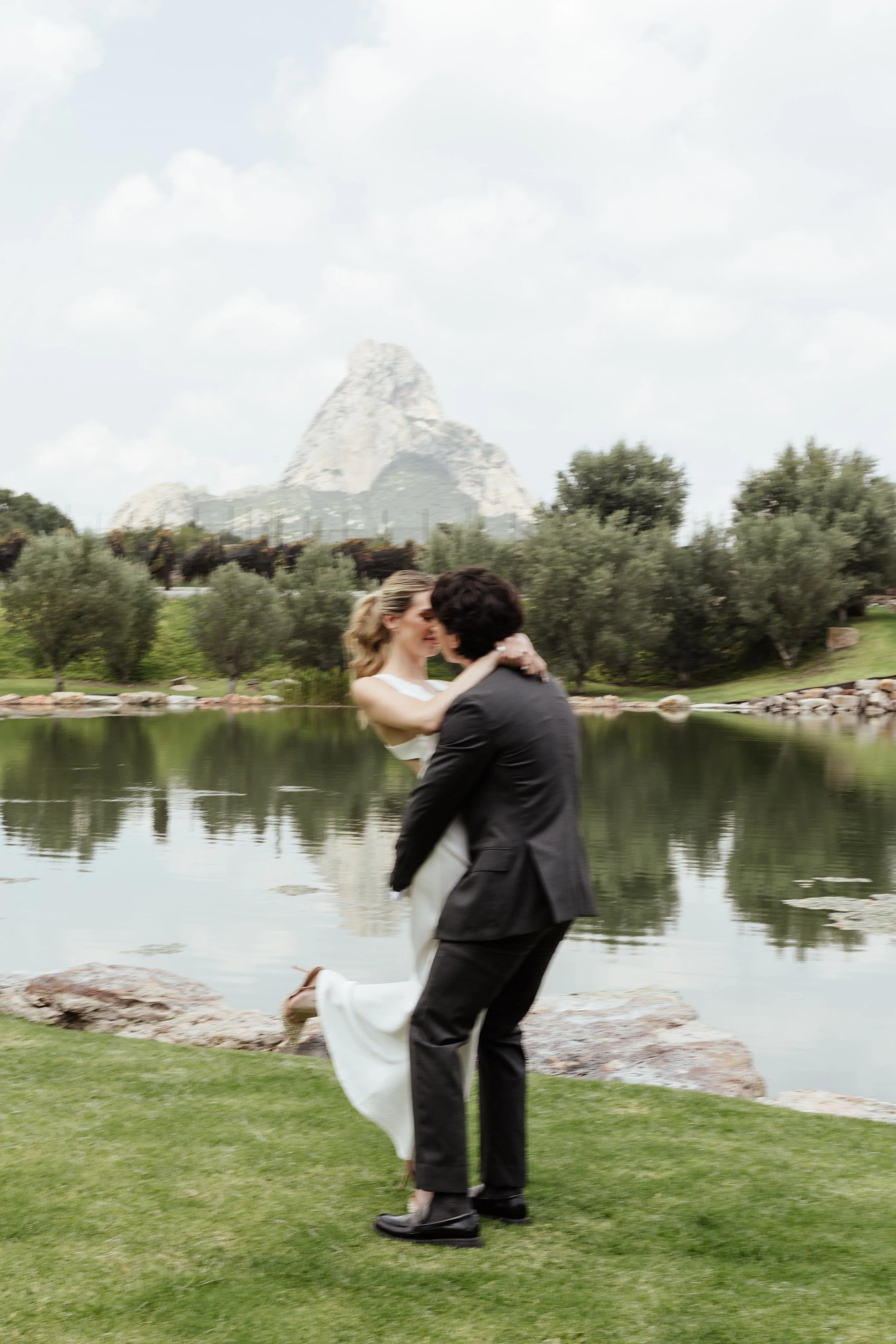 CherryOnTop Weddings - Alexia & Carlos-212.jpg