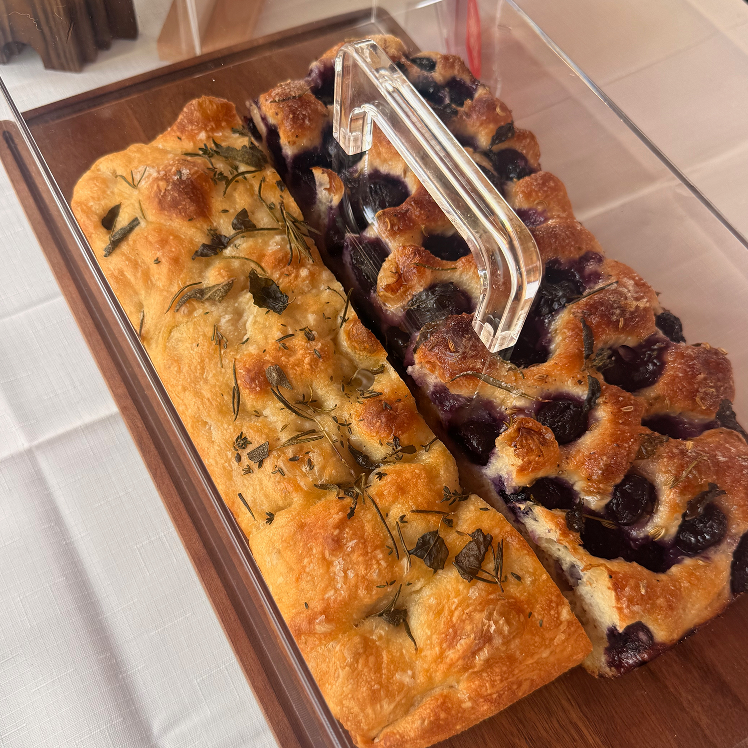 pandemonium-gardens-farmers-market-valparaiso-in-tuscan-focaccia.png