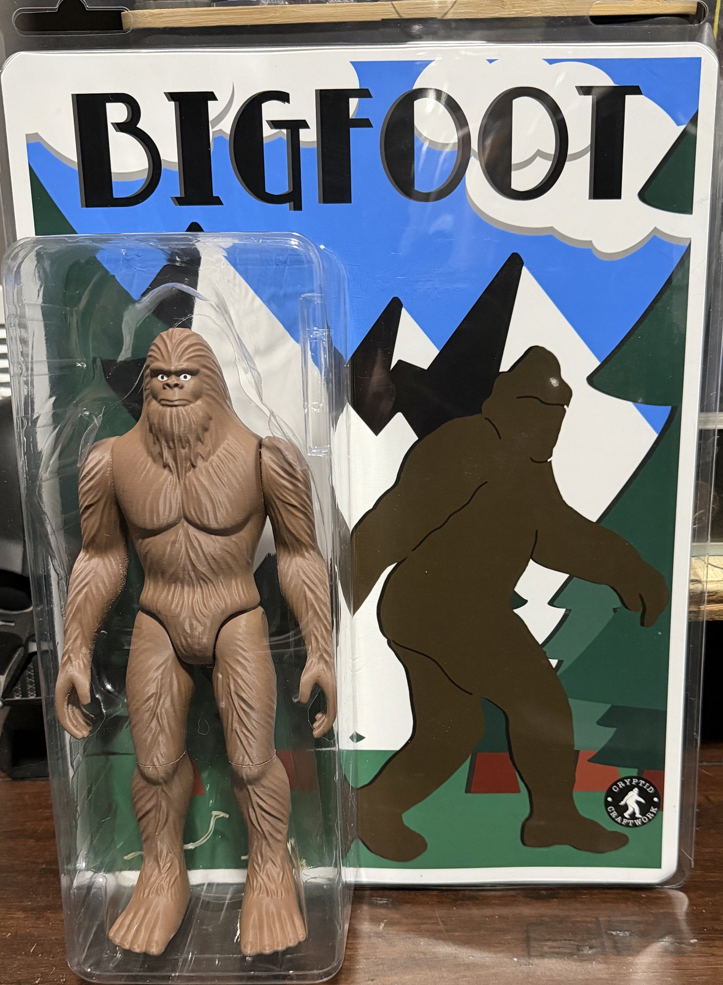 Jumbo Art Deco Bigfoot