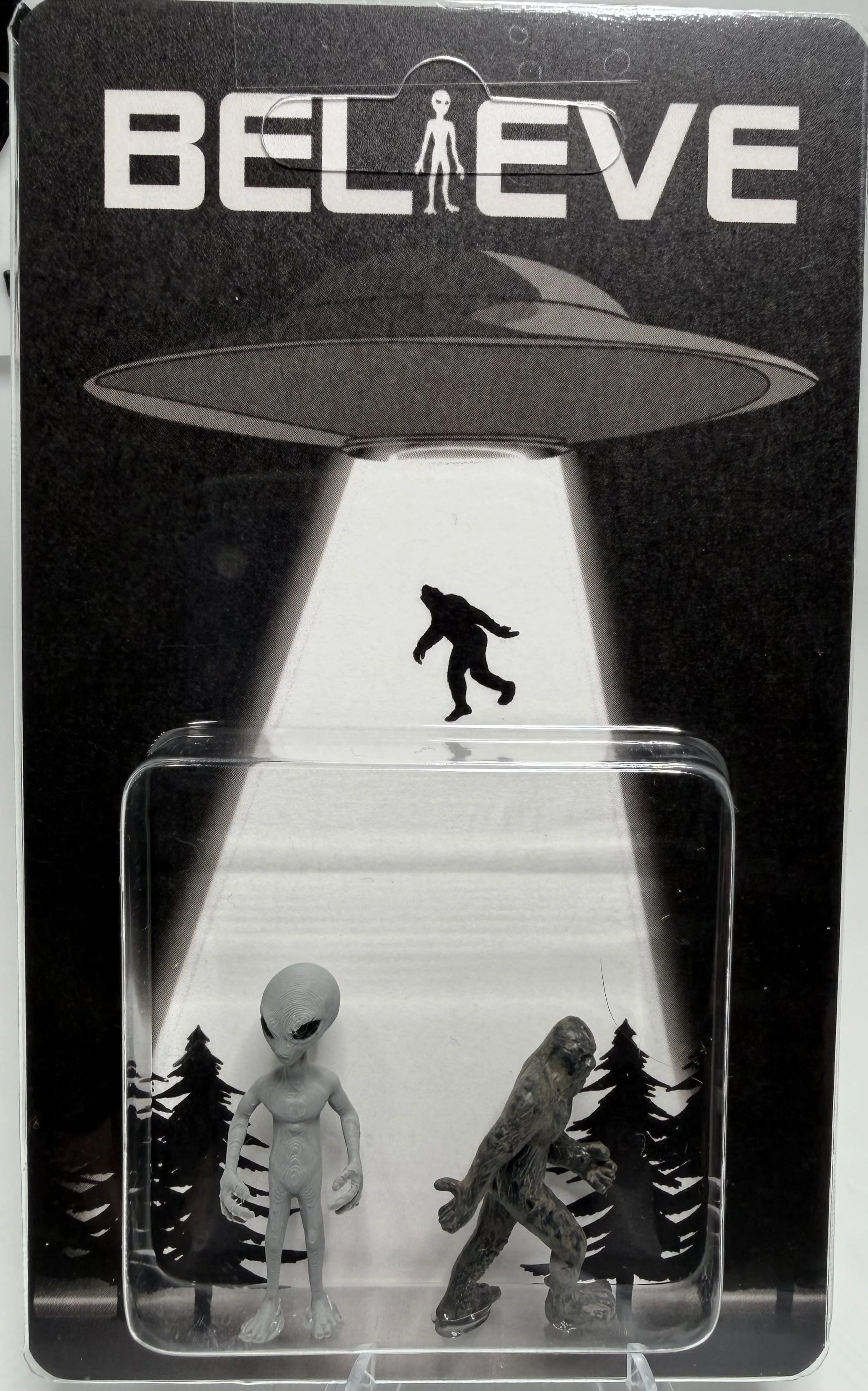 Aliens or Bigfoot? 