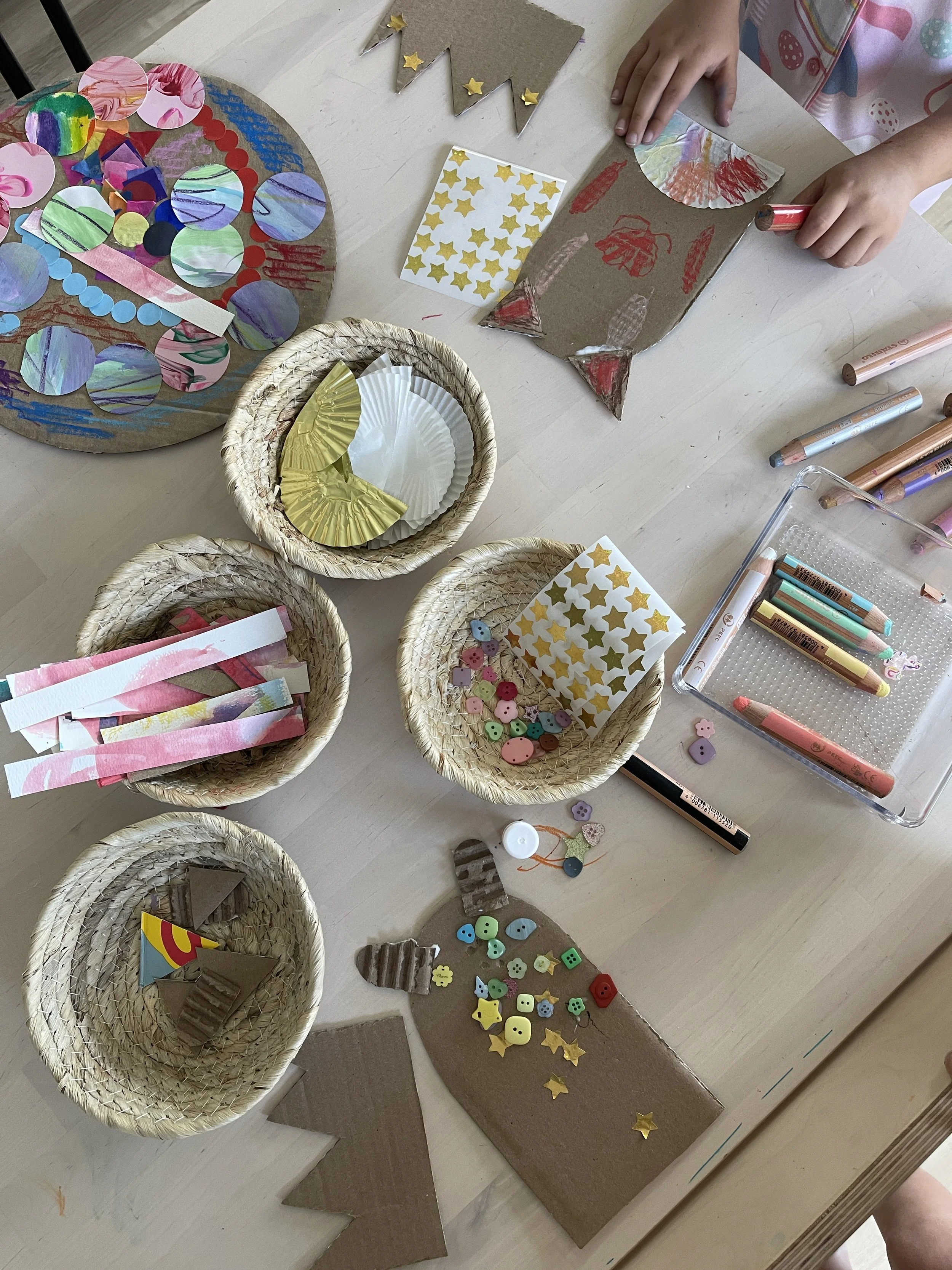 10 Process Art Activities Using Everyday Loose Parts
