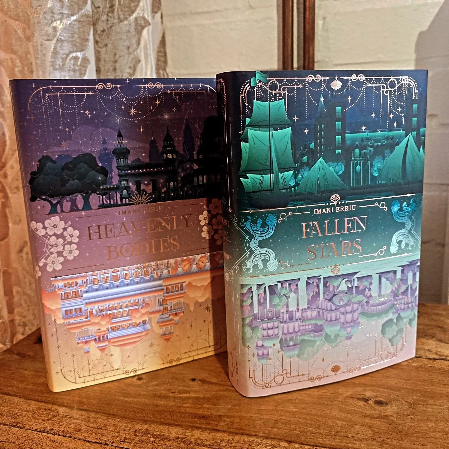 I have some SUPER special stock being added to the website over the next couple of days 😍 be sure to keep an eye out 👀 

#heavenlybodies #fairyloot #bookshop #bookstagram