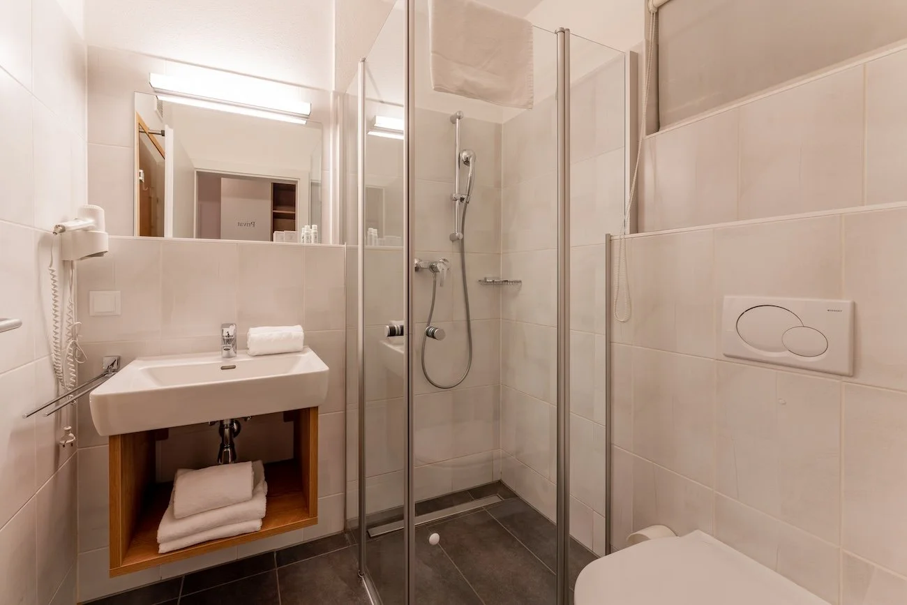 eder VIEW Apartment No 1 Bad 3.jpg