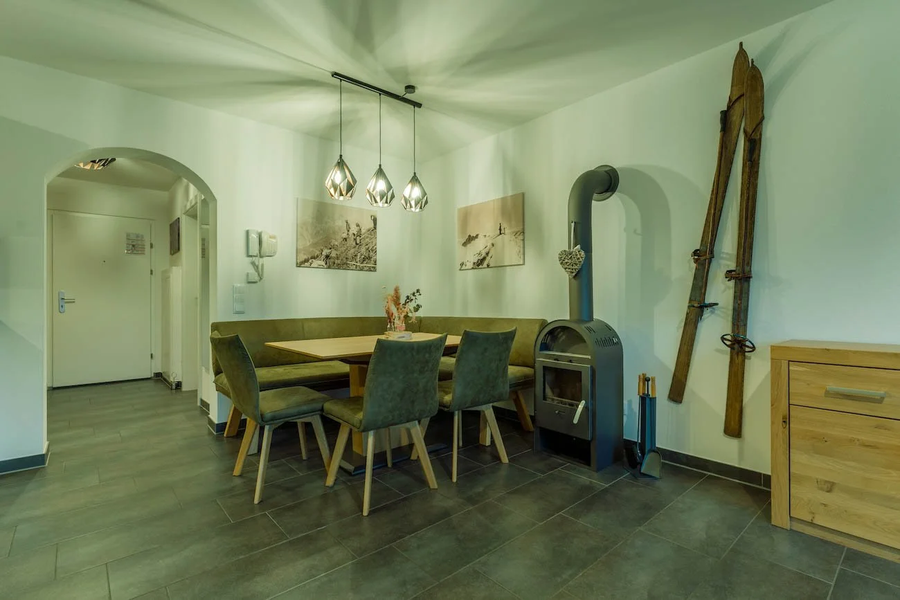 eder VIEW Apartment No 2 Esszimmer 1.jpg