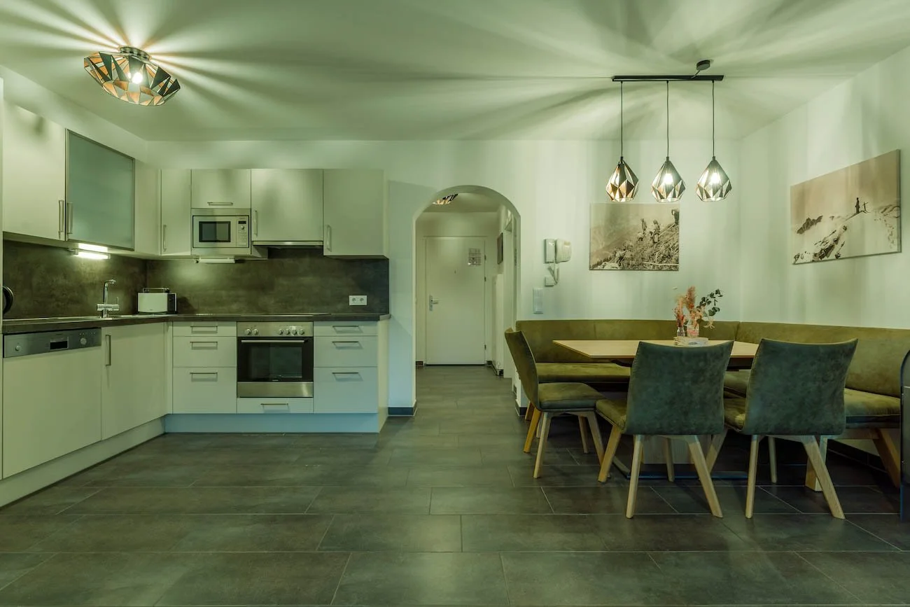 eder VIEW Apartment No 2 Esszimmer 4.jpg