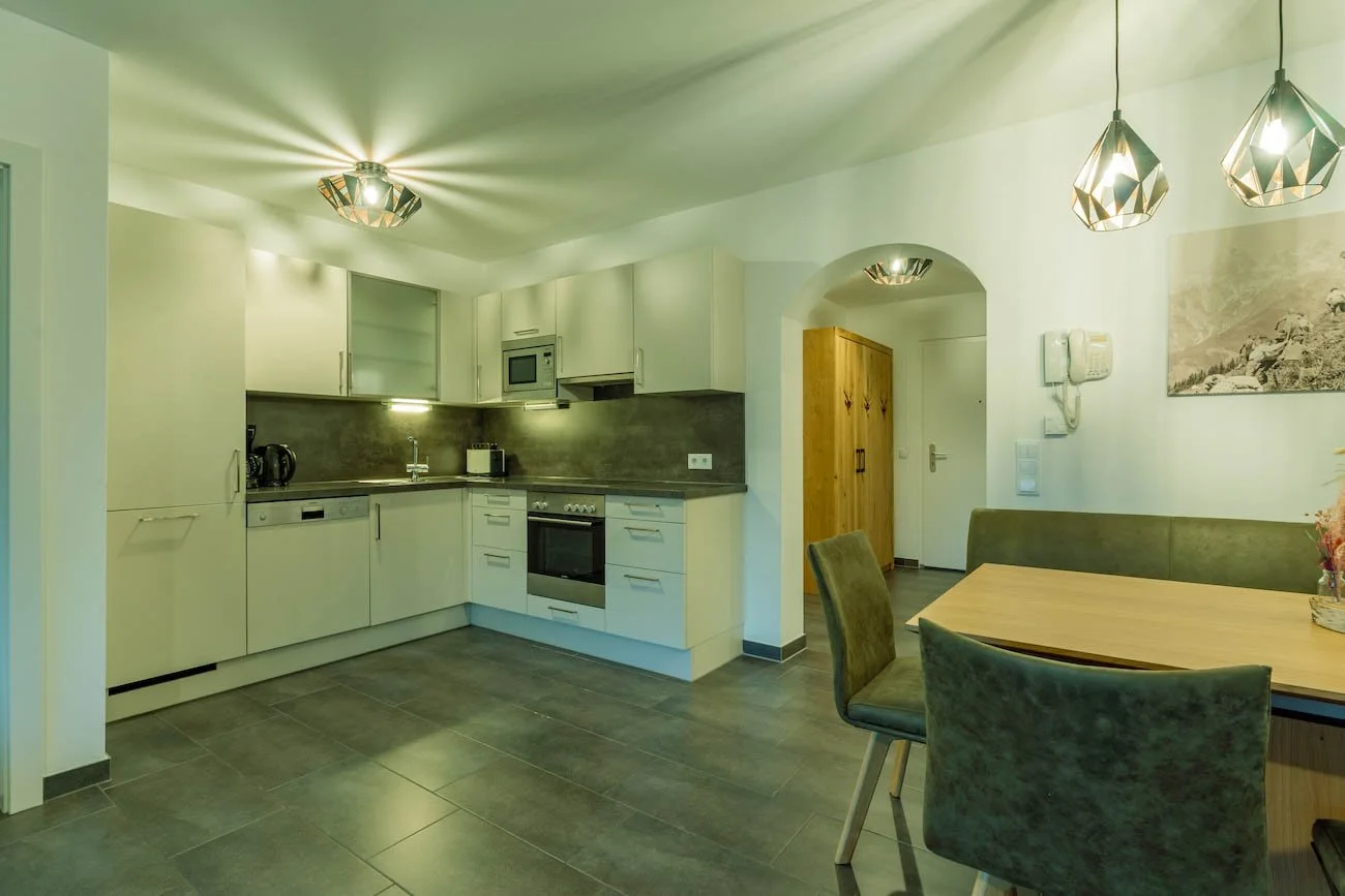 eder VIEW Apartment No 2 Esszimmer 5.jpg