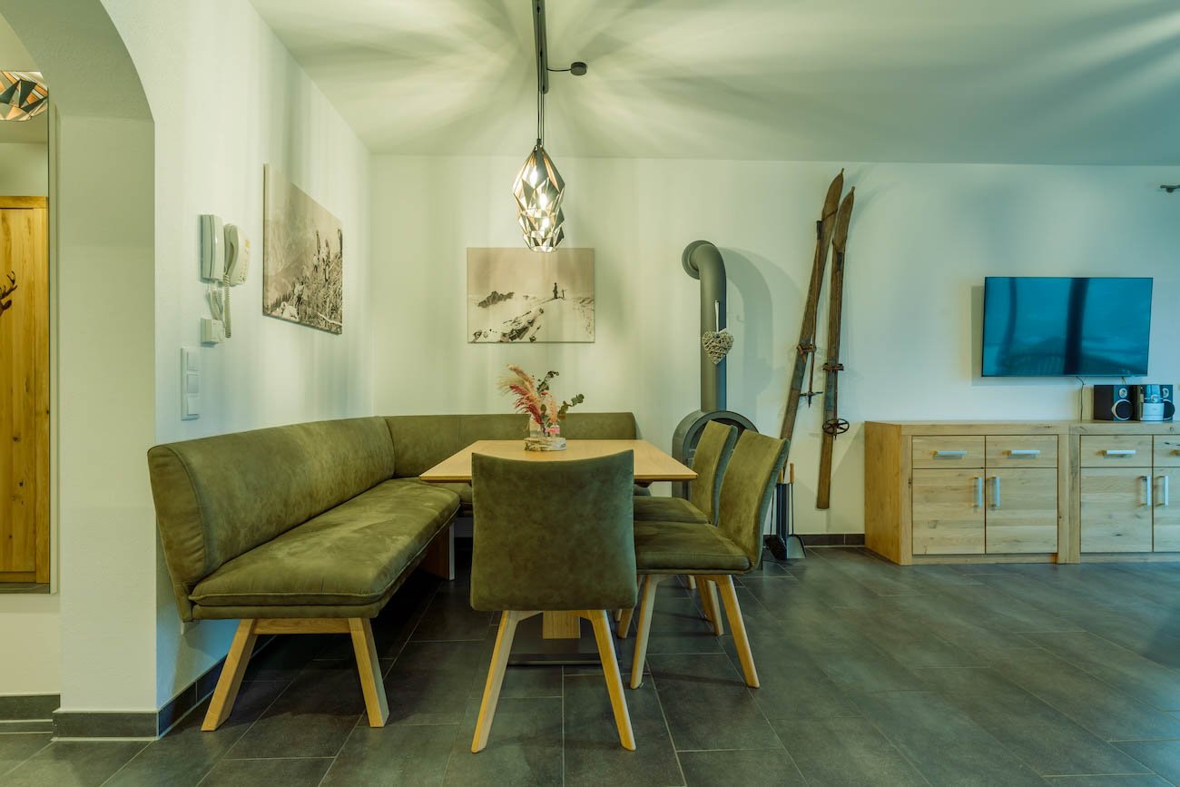 eder VIEW Apartment No 2 Esszimmer 7.jpg