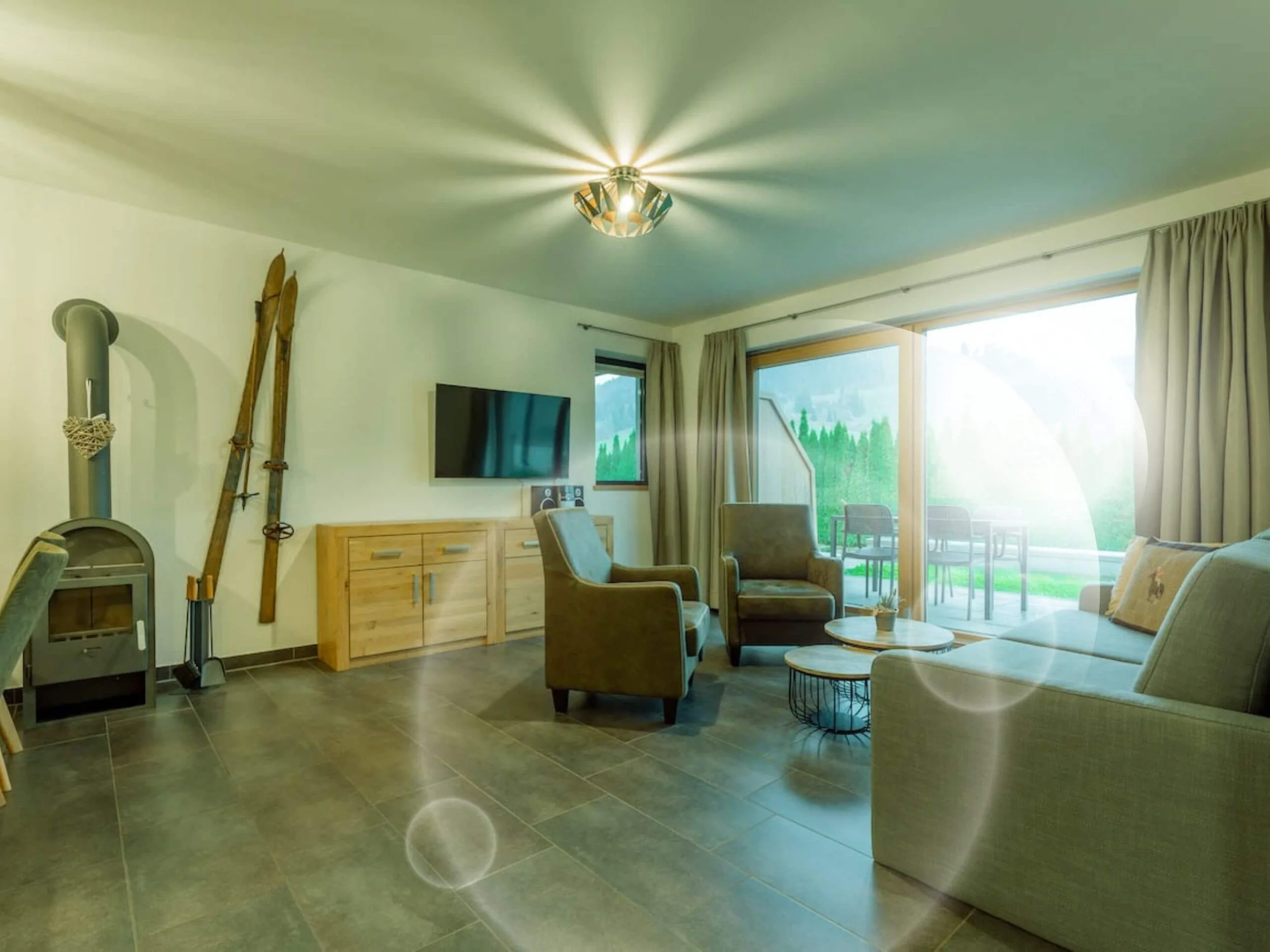 eder VIEW Apartment No 2 Wohnzimmer 5.jpg