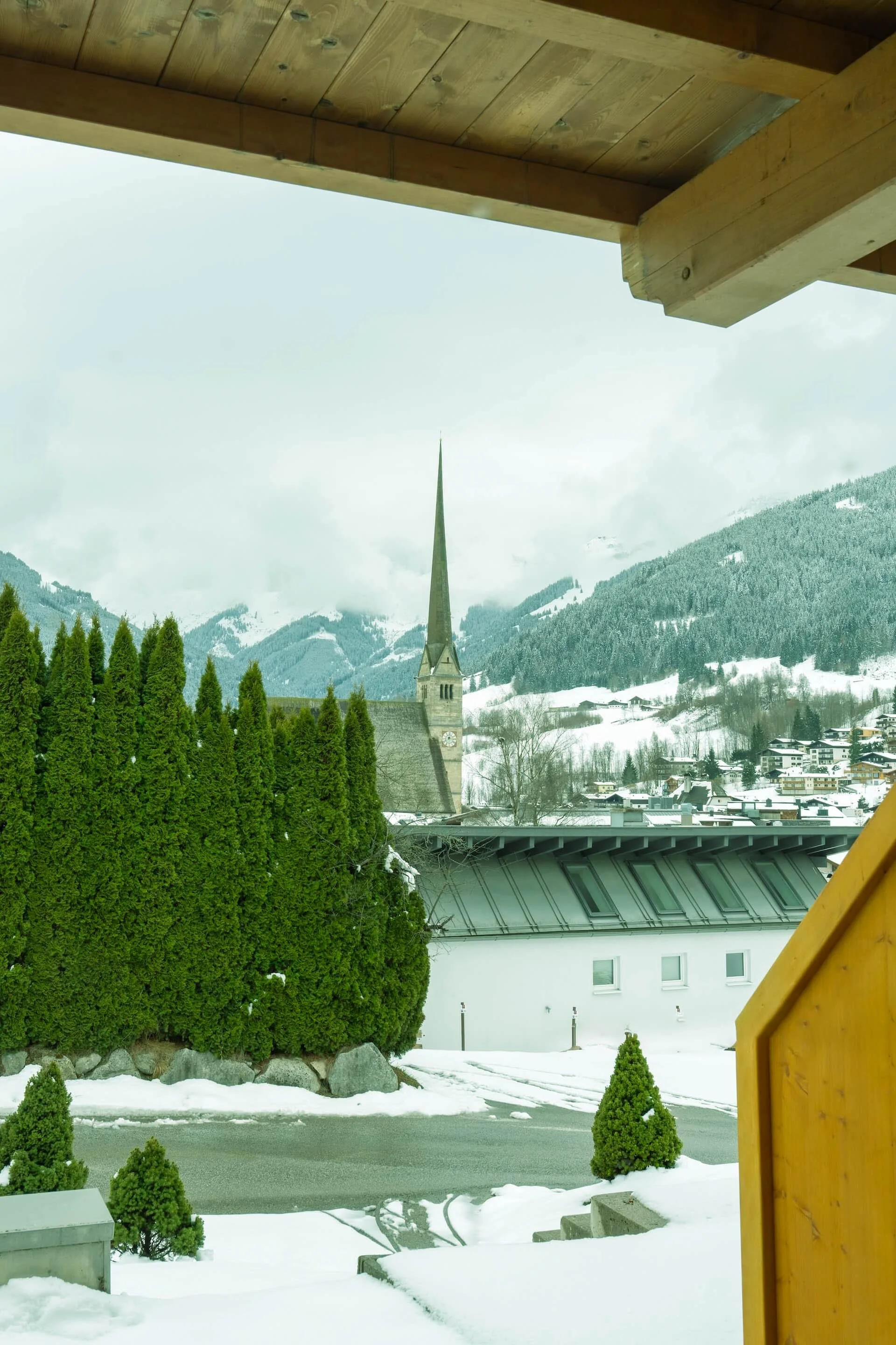 eder VIEW Apartment No 3 Terrasse 1.jpg