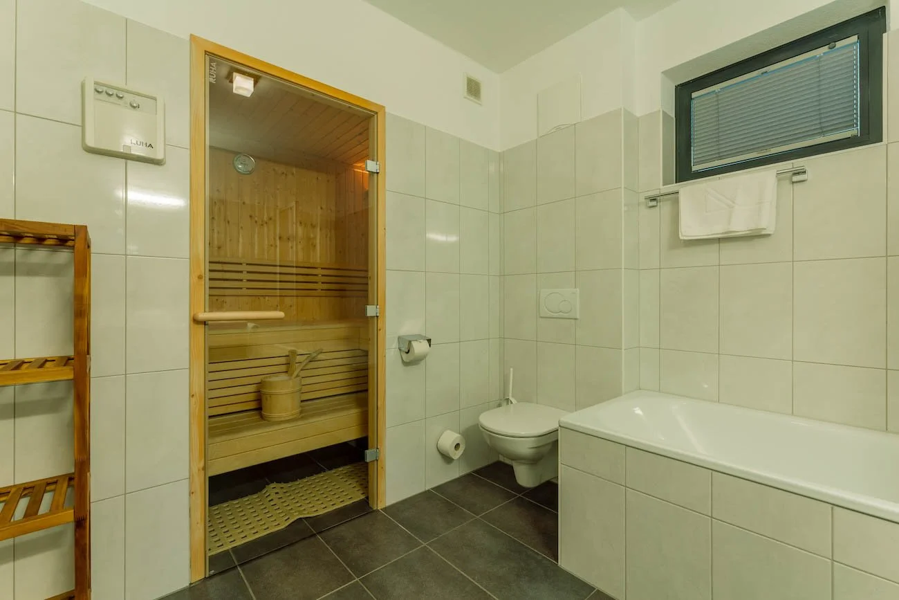 eder VIEW Apartment No 5 Bad 3.jpg