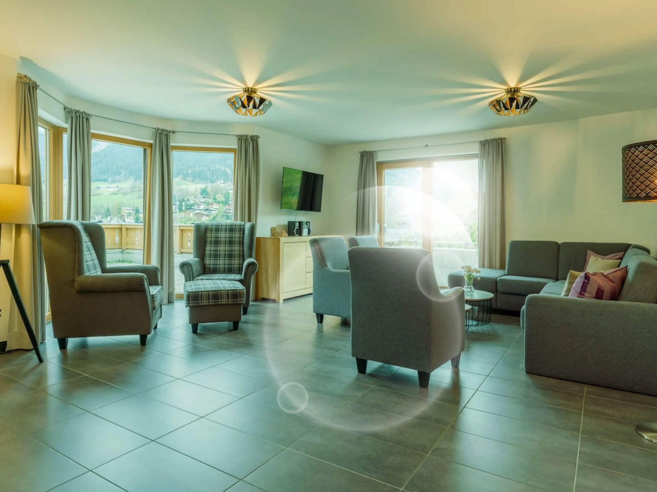 eder VIEW Apartment No 5 Wohnzimmer 7.jpg