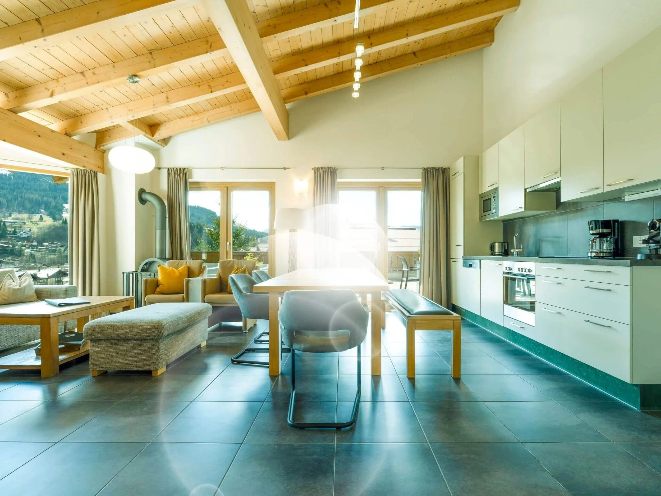 eder VIEW Apartment No 9 Wohnzimmer 1.jpg