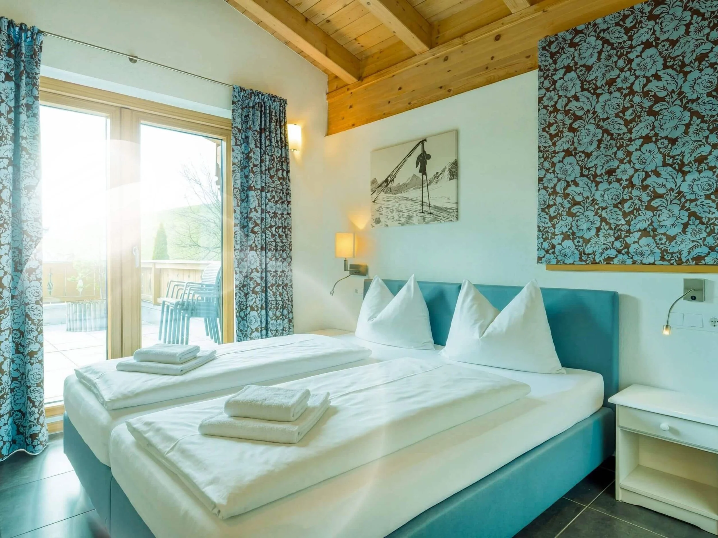 eder VIEW Apartment No 9 Zimmer 2.jpg