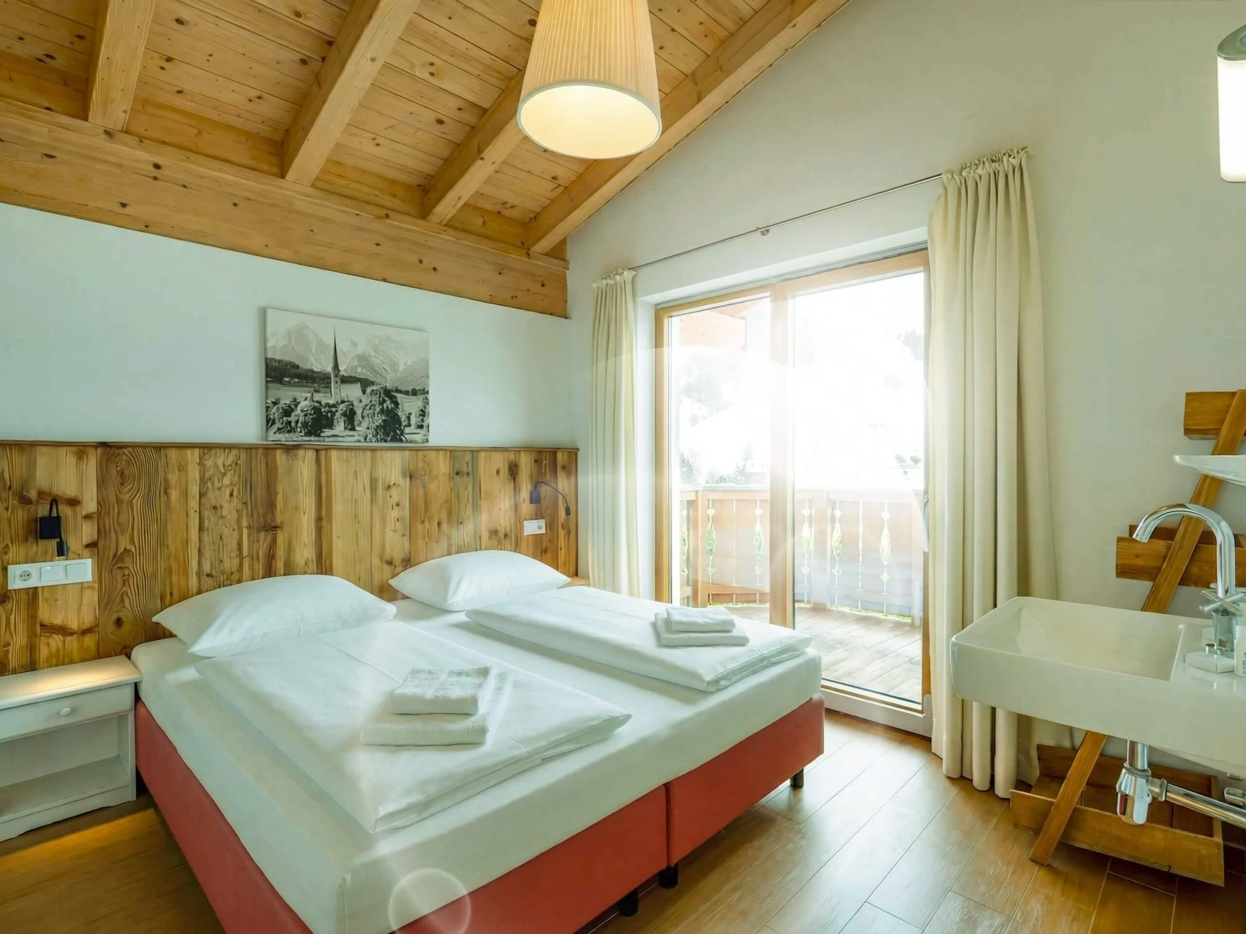 eder VIEW Apartment No 10 Zimmer 2.jpg