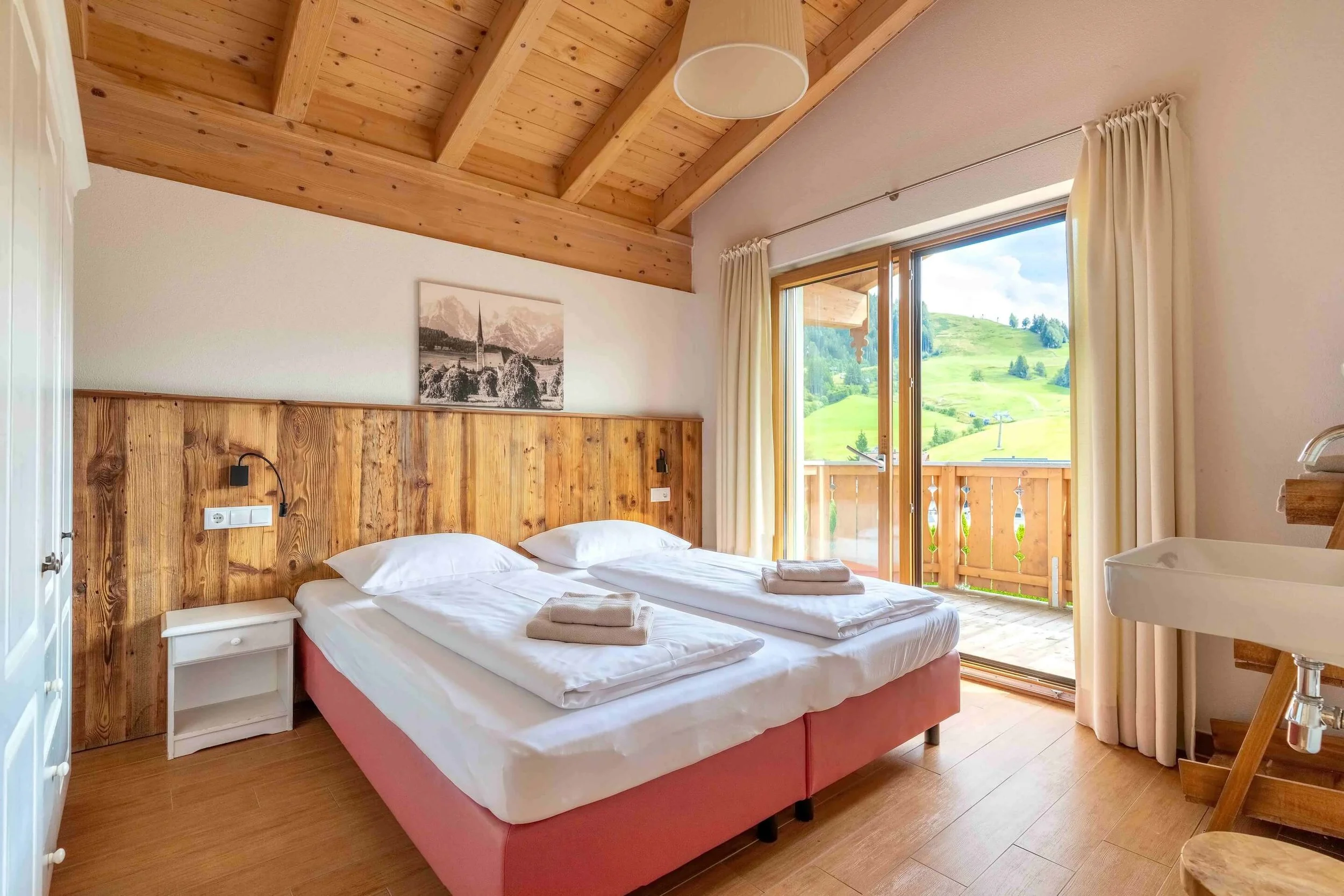 Eder View Appartement 10 (11 van 30) - opgemaakt bed v2.jpg